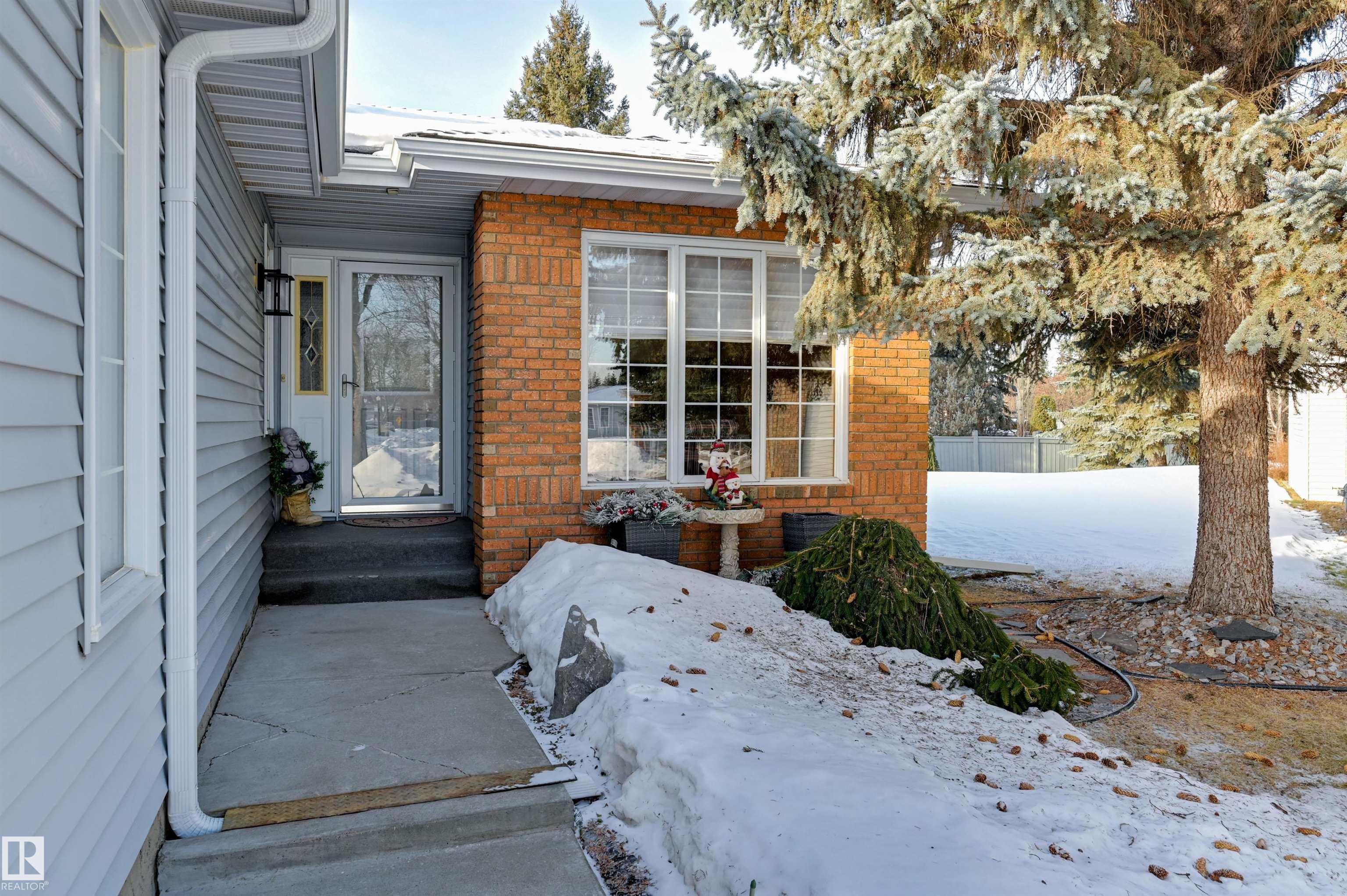 Picture for 752 WILKIN CL NW