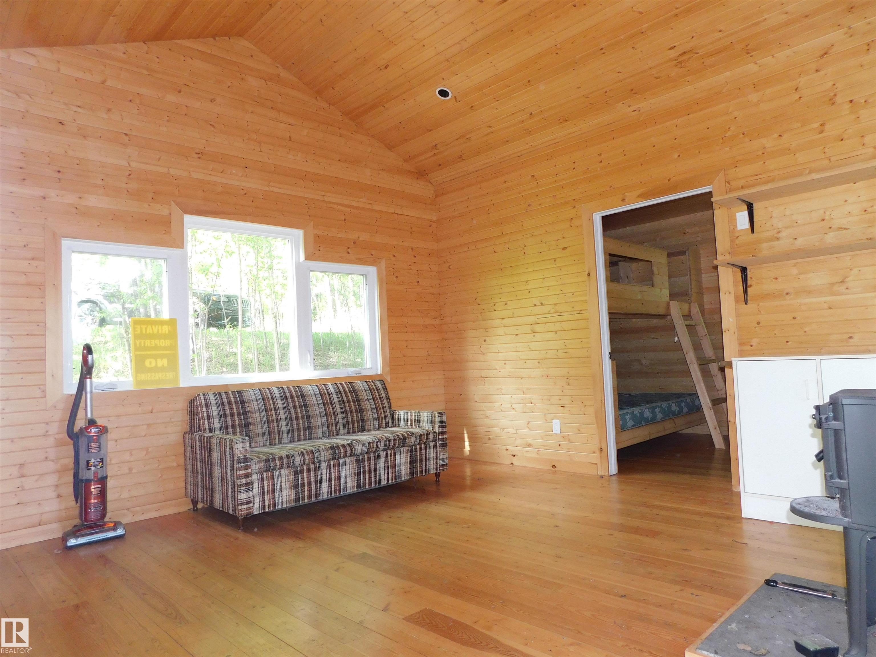 Photo 11 at 52123 Rge Road 25, Amity Bay, Rural Parkland County