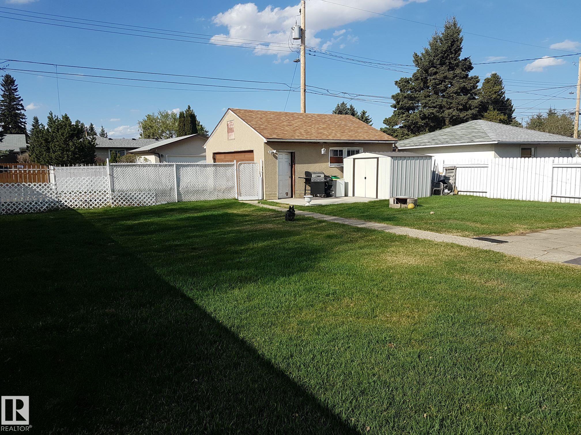Photo 44 at 7424 128 Avenue NW, Balwin, Edmonton