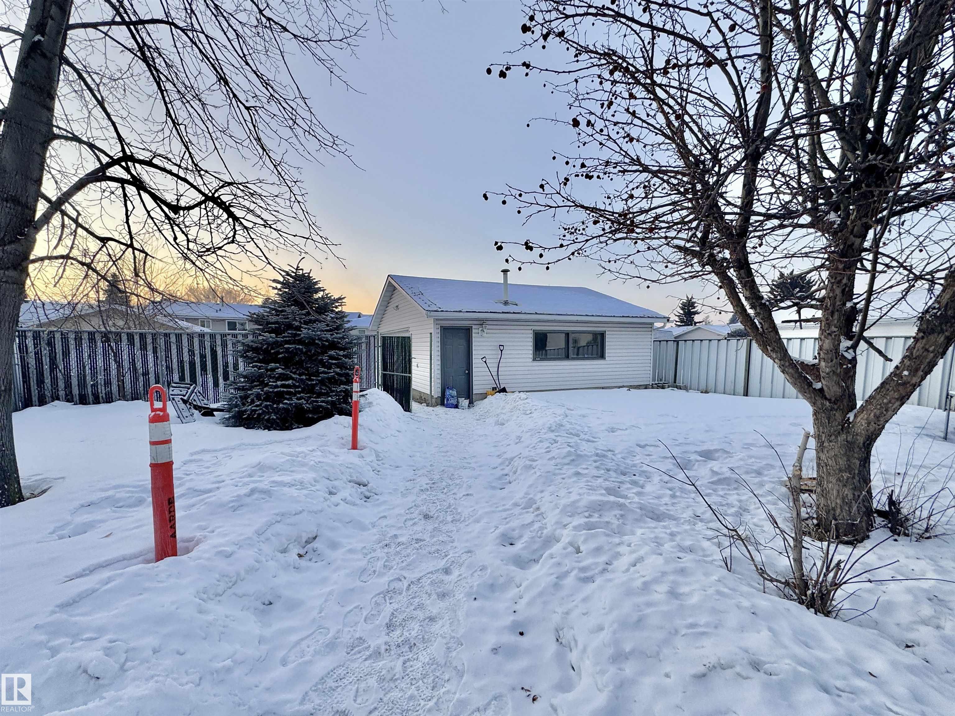 Picture for 14304 79 ST NW