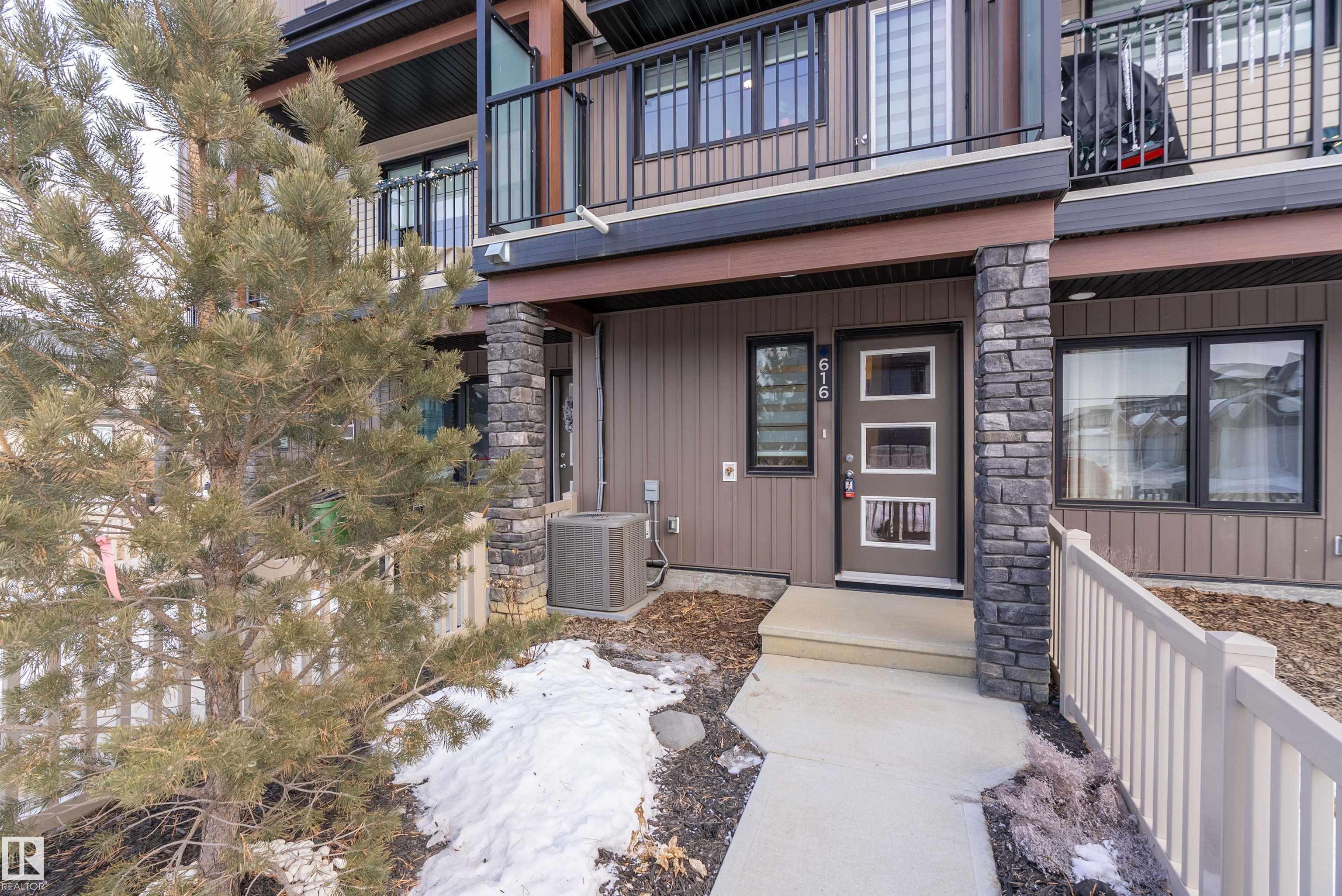 Picture for 616 KINGLET BV NW