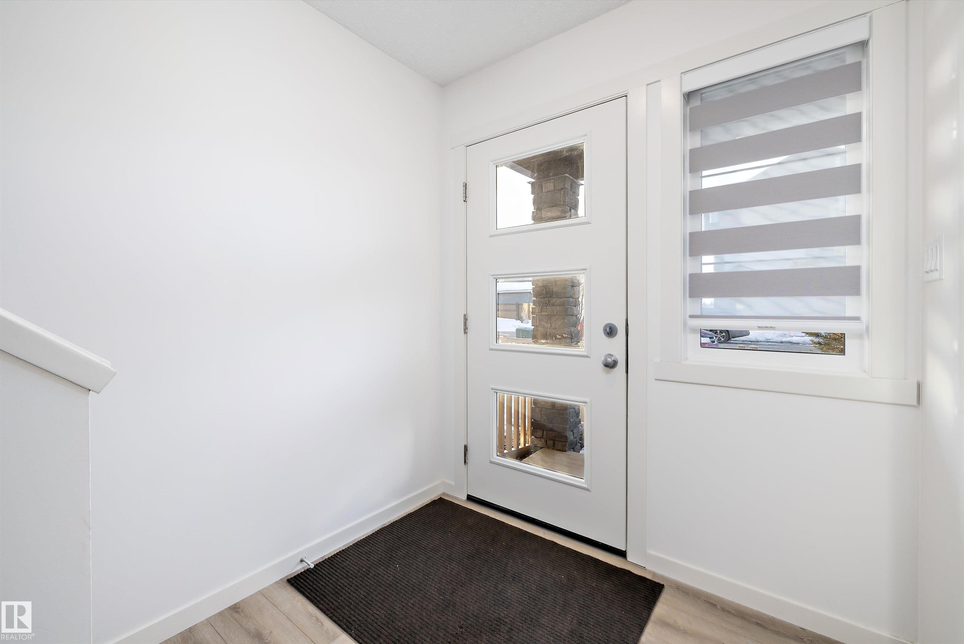 Picture for 616 KINGLET BV NW