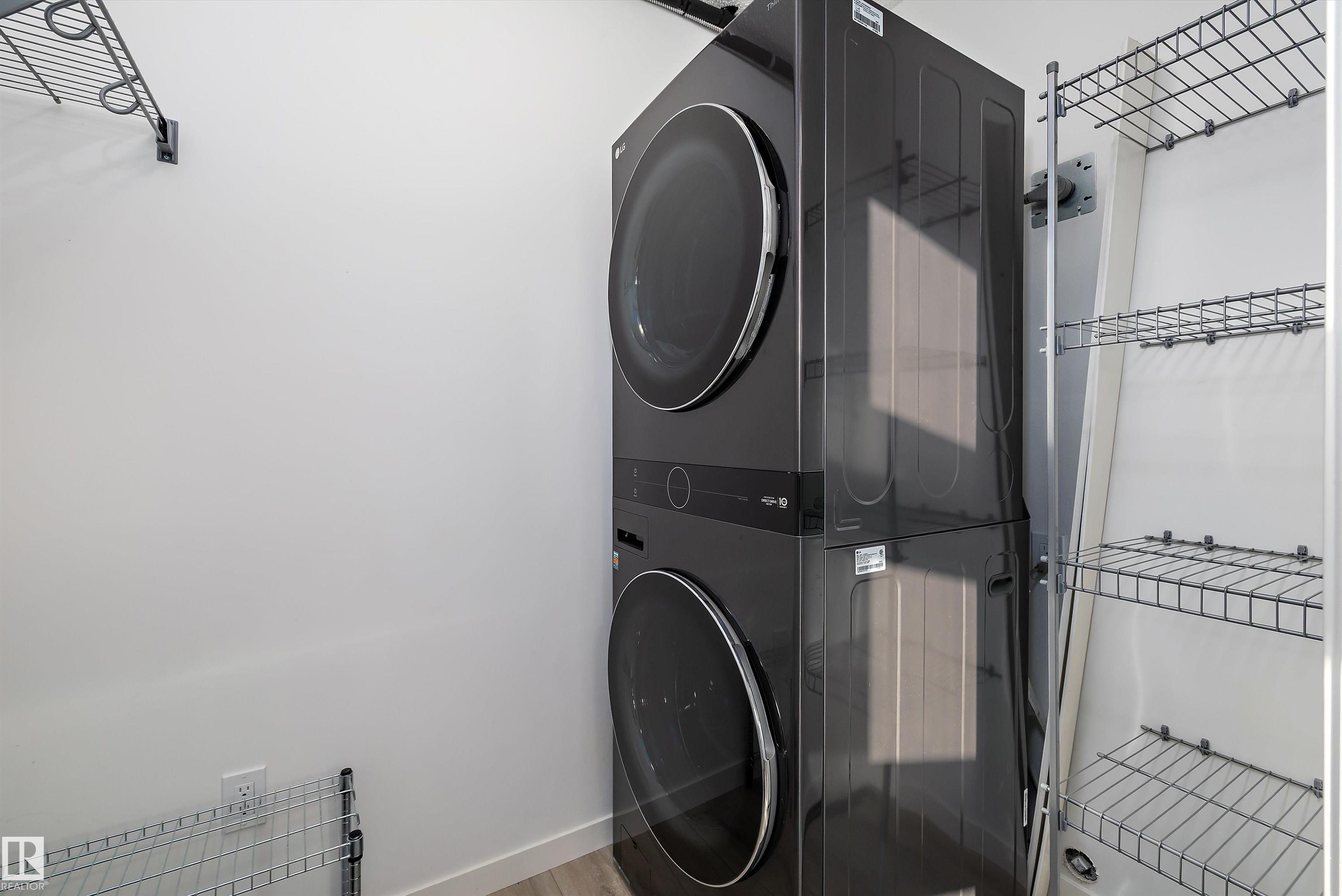 Picture for 616 KINGLET BV NW