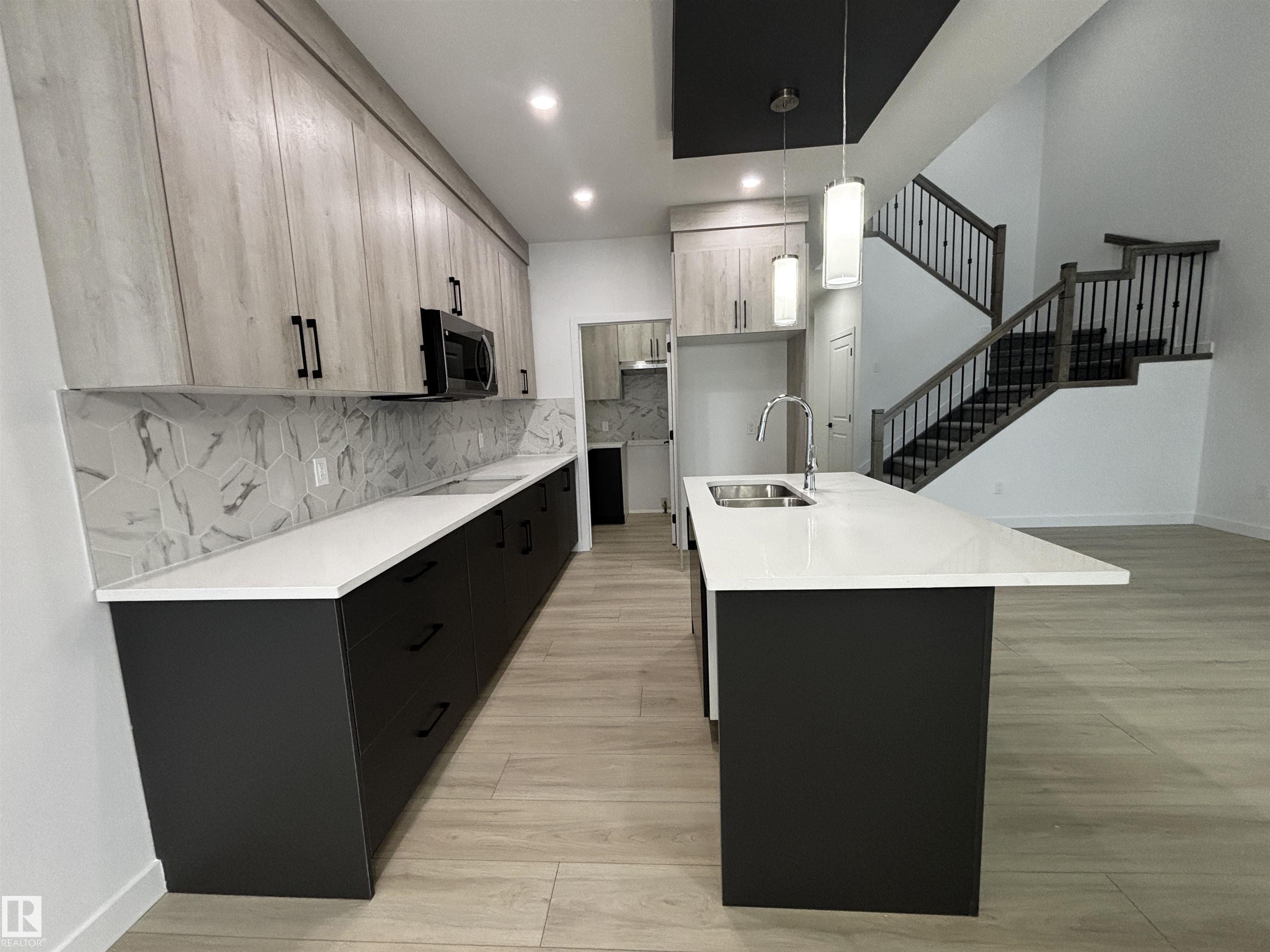 Photo 12 at 2028 210 Street NW, Stillwater, Edmonton