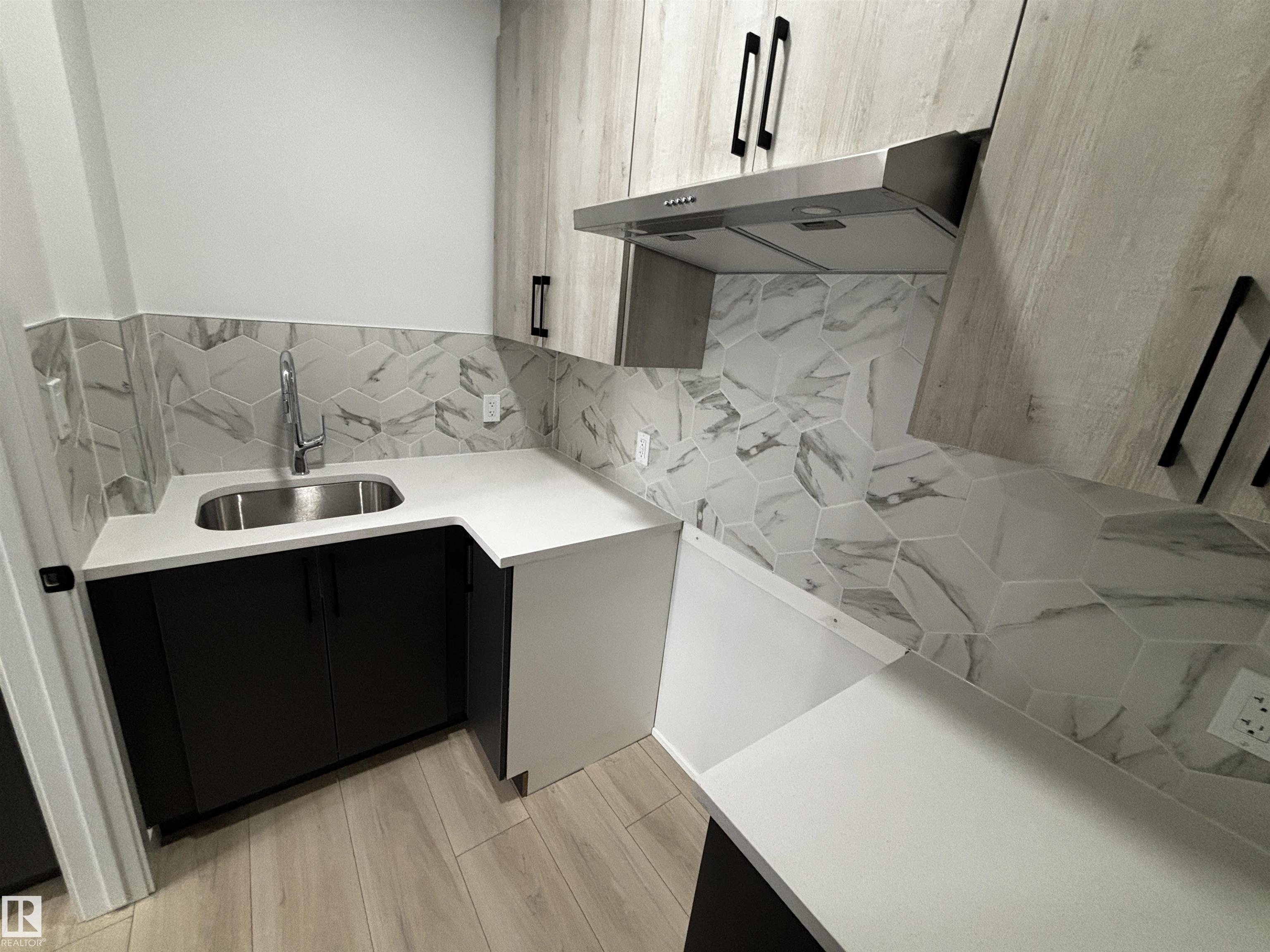 Photo 13 at 2028 210 Street NW, Stillwater, Edmonton