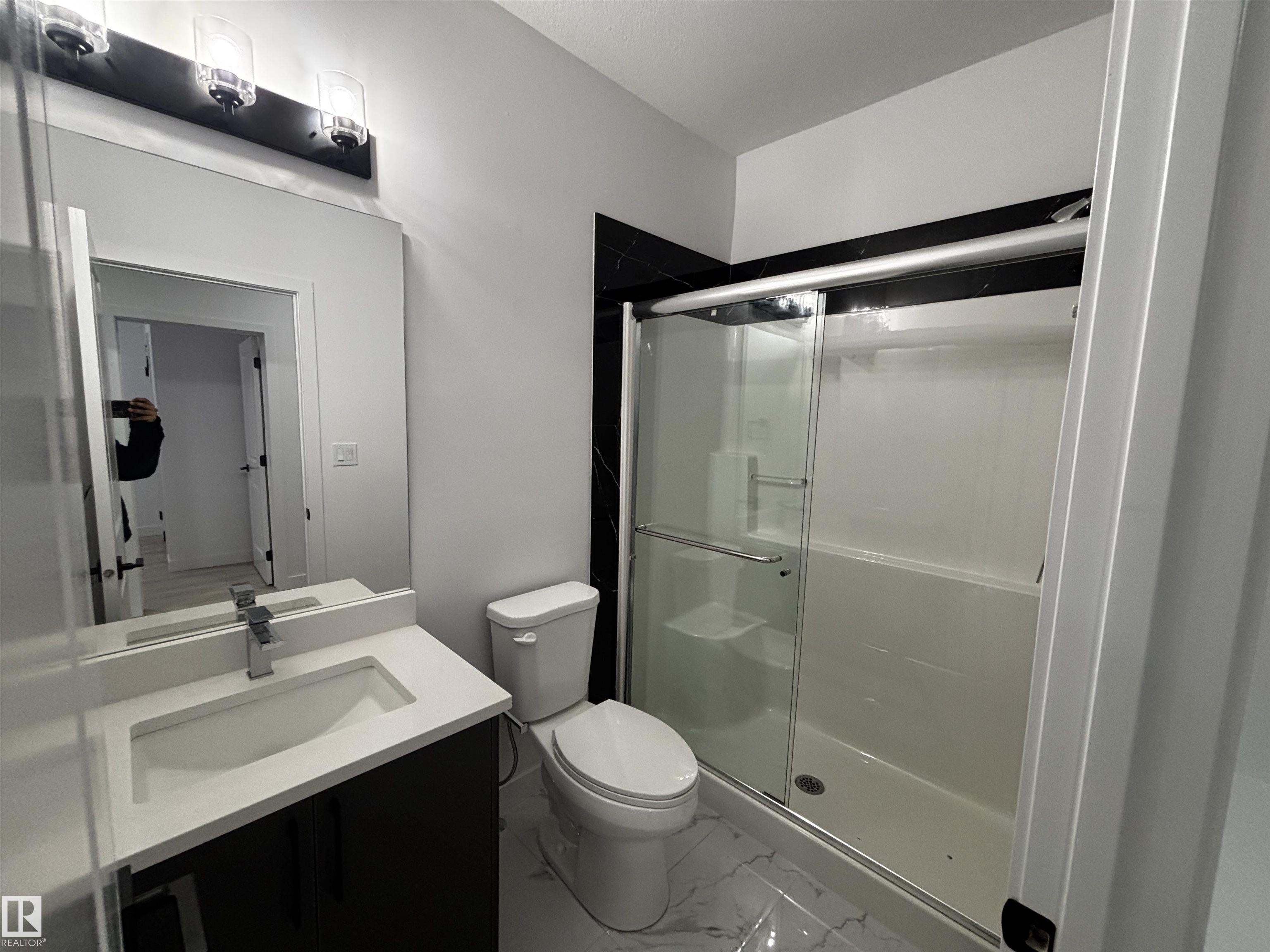 Photo 9 at 2028 210 Street NW, Stillwater, Edmonton