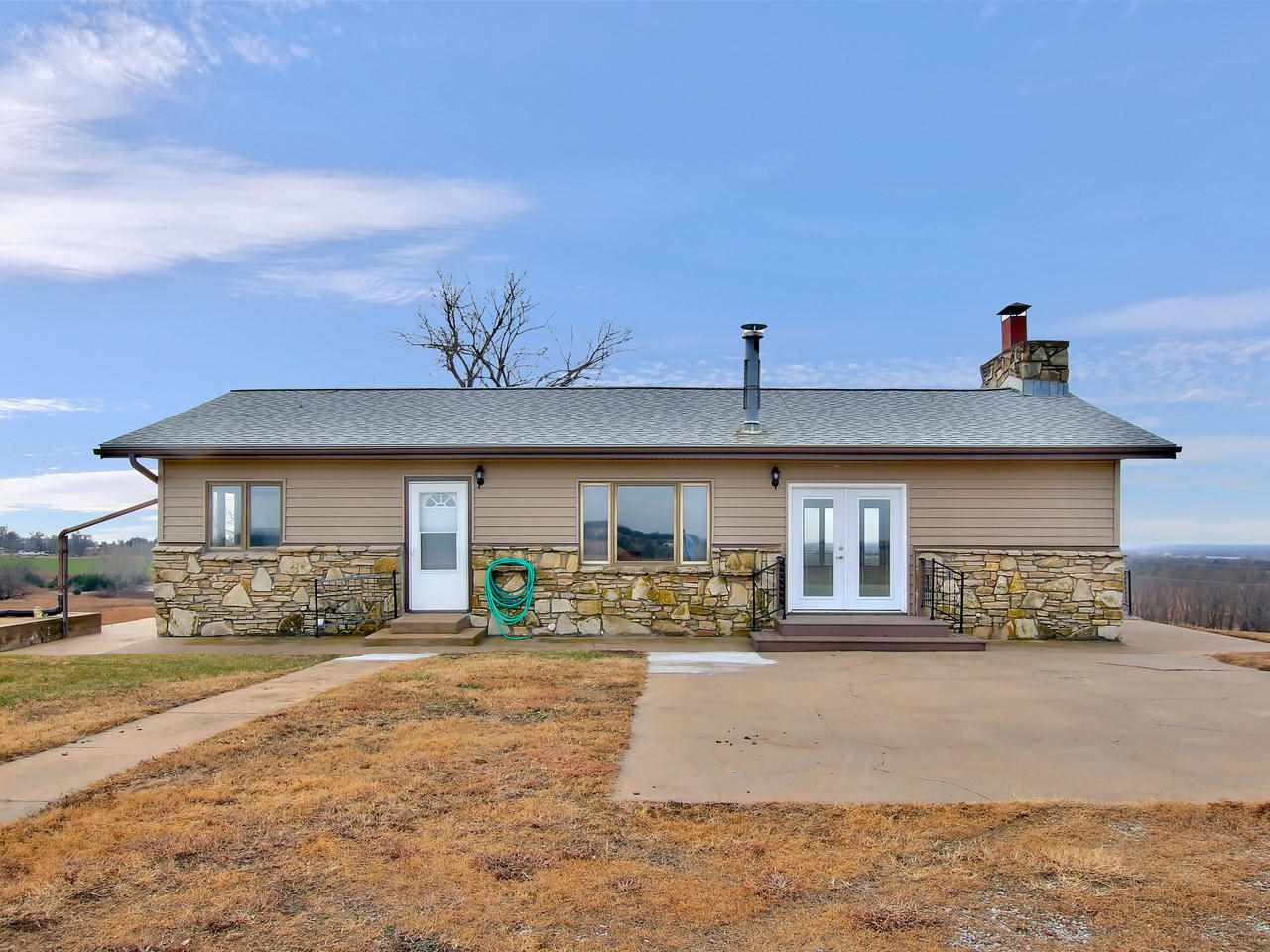 16260 121st Rd, Winfield, KS, 67156 (560540) For Sale Real Estate
