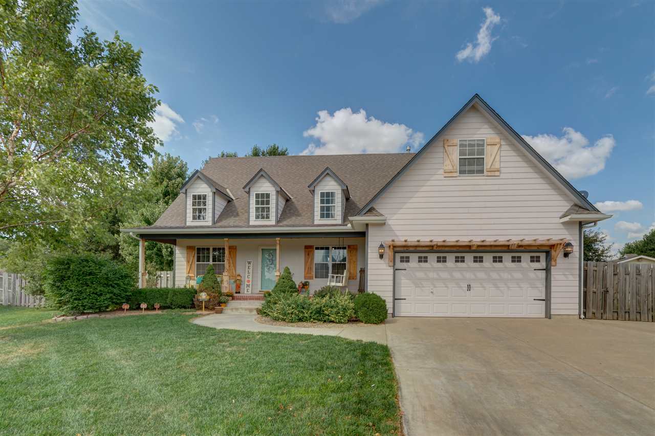 812 W 17th, Newton, KS 67114