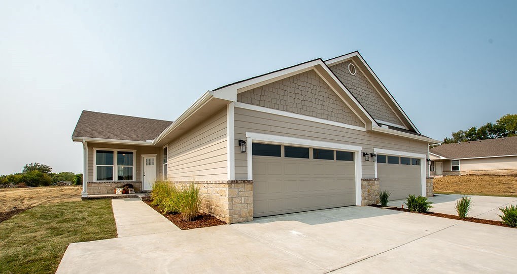 Photo of 331 N 127th St E #301 in Wichita, KS