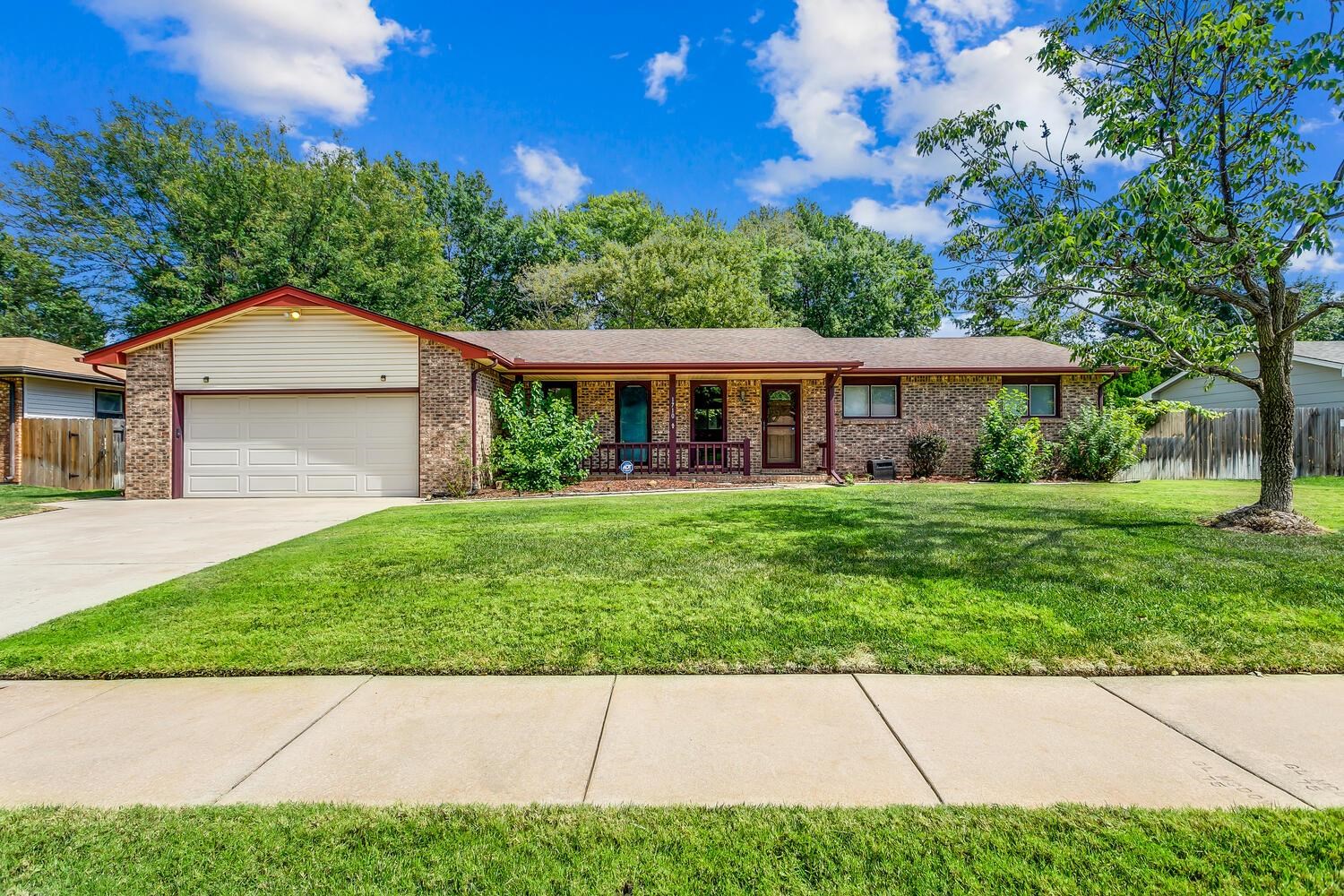 1710 N Byron Rd