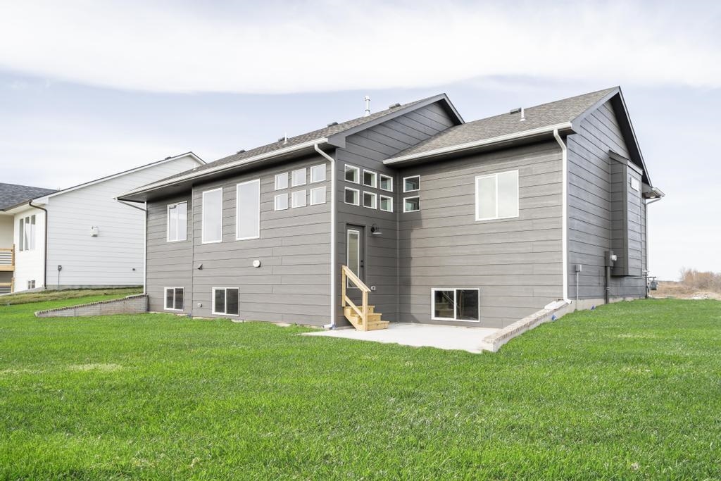 For Sale: 1149 W Shellbark Ln, Goddard KS