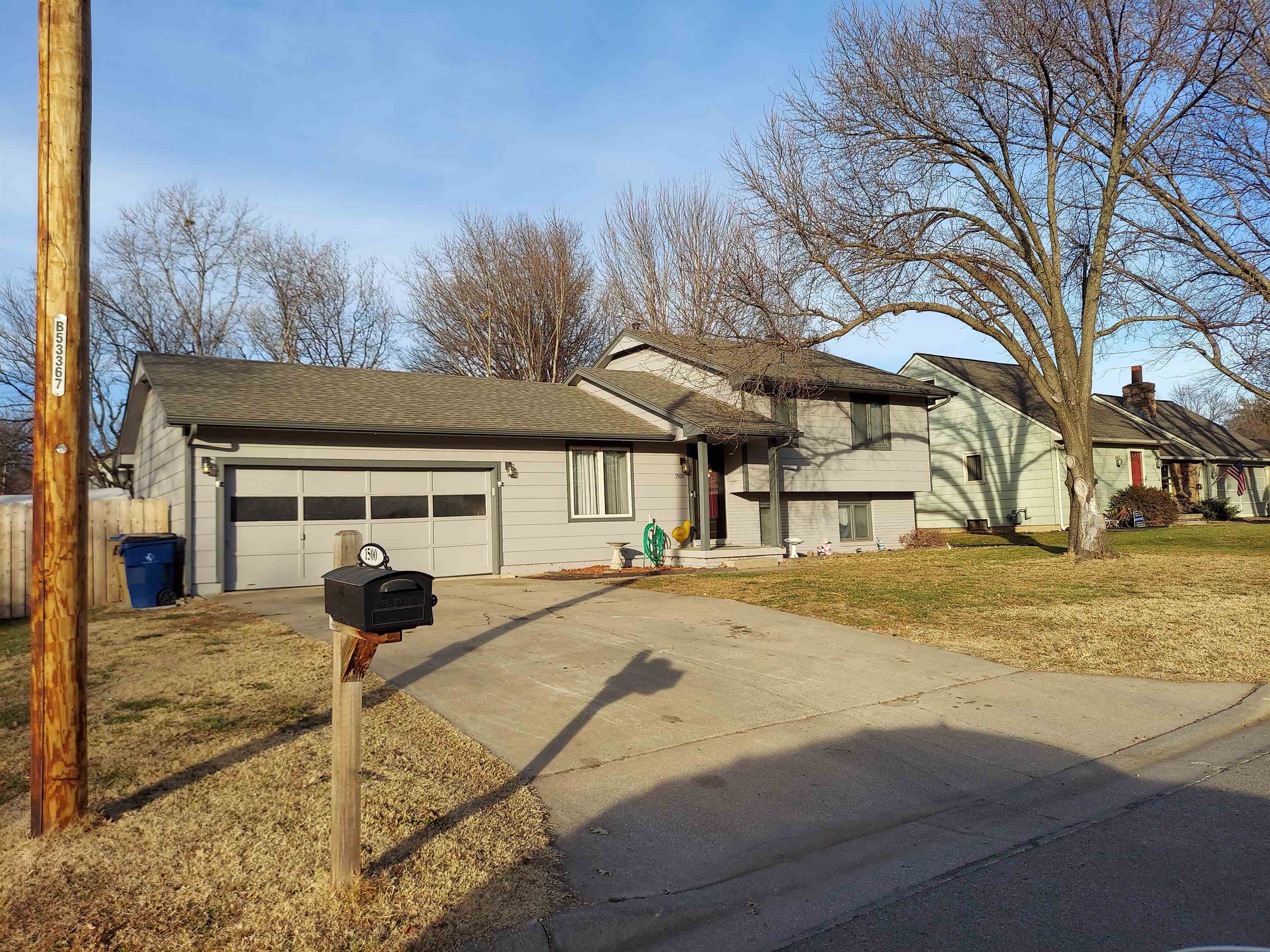 Beautiful Quad-Level home in Derby Ks just waiting for a new family. Very well maintained and has one year old exterior paint, new interior paint. New carpet on stairs and new wood laminate throughout. New Roof was installed Nov. 2017. Living room, kitchen & dining on main level. Kitchen freshly painted. All stainless steel appliances stay including washer/dryer. Master plus 2 bedrooms & full bath on upper level. Large Family room in lower level along with bedroom, full bath, laundry with newer washer/dryer to remain with home if Buyer wants them. Basement has finished room, closet, no egress window, would be perfect for play room, office or game room. Fully fenced back yard with above ground pool & new pool pump ready for fun in the sun this next Summer. Back yard also has covered patio and large gate for easy access. Located in Beautiful established neighborhood in Derby Ks, you won't be disappointed, schedule your showing TODAY!!
