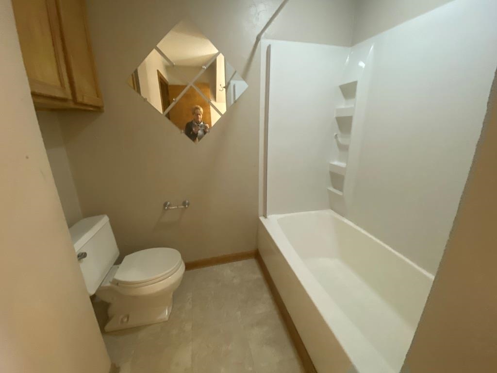 For Sale: 606 S Ninth St, Kiowa KS