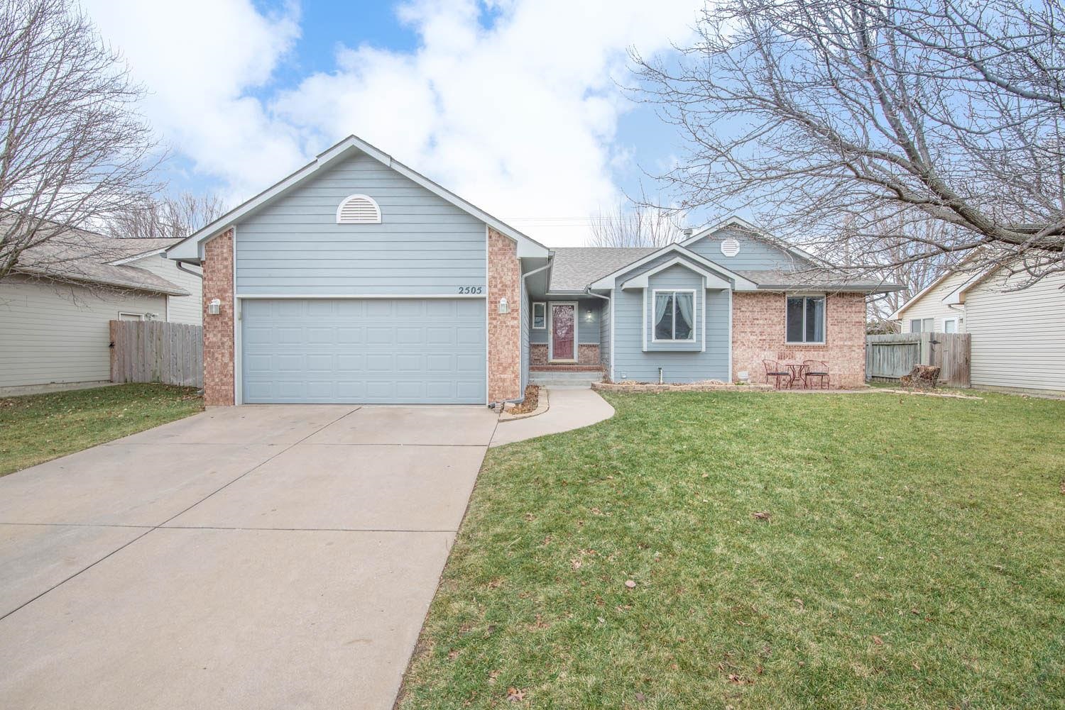 5 BED RANCH HOME IN GODDARD SCHOOLS WITH BONUS ROOM & MAJOR UPGRADES!  WALK INTO A LARGE LIVING AREA