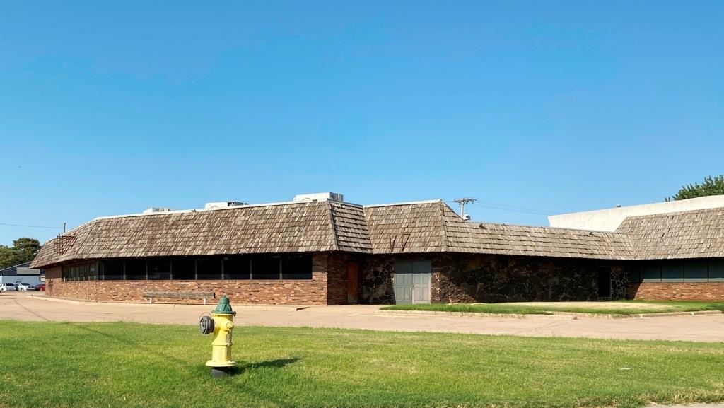For Sale: 725 W Main St, Anthony KS