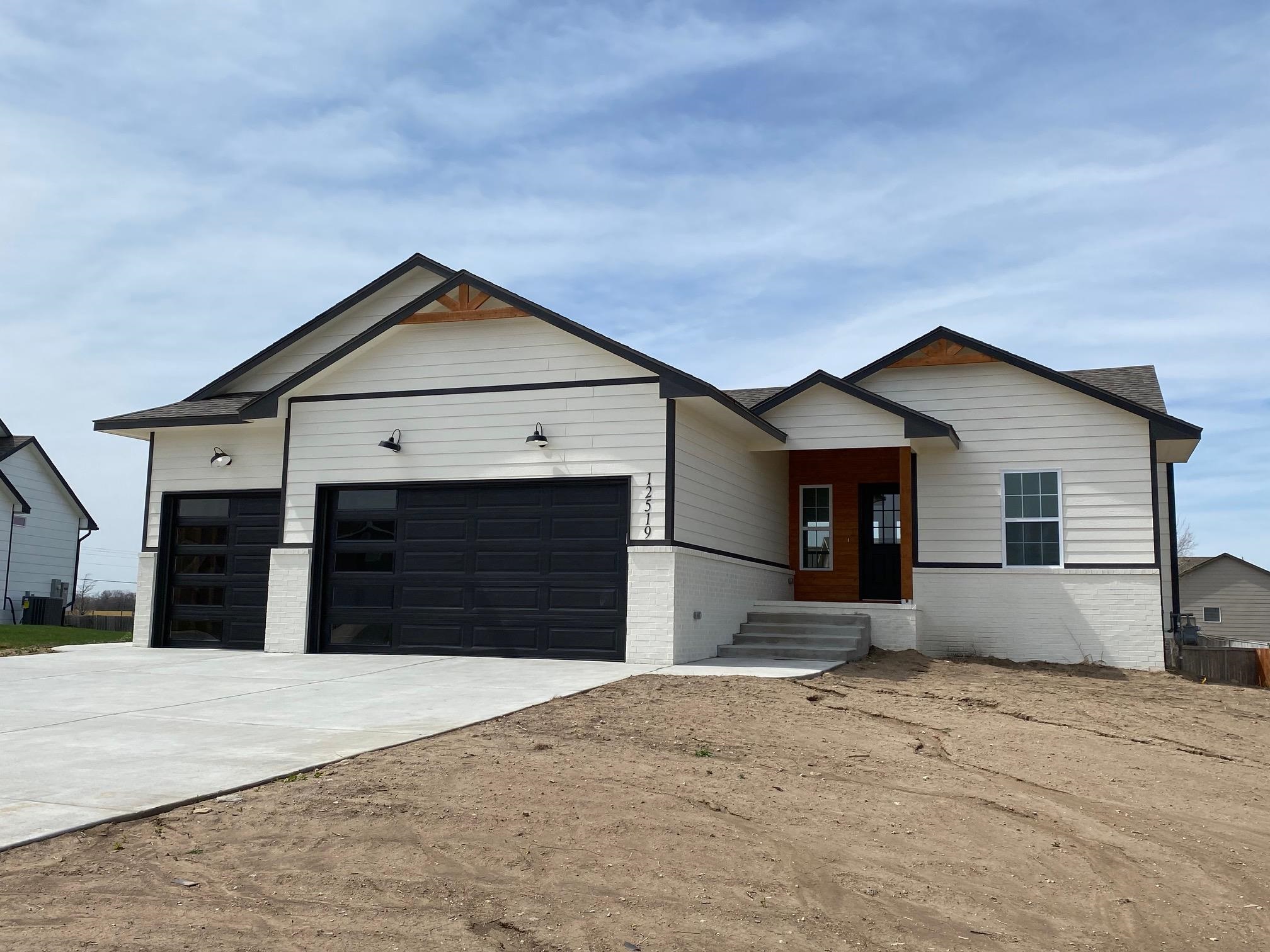 Photo of 12519 E Willowgreen Ct in Wichita, KS