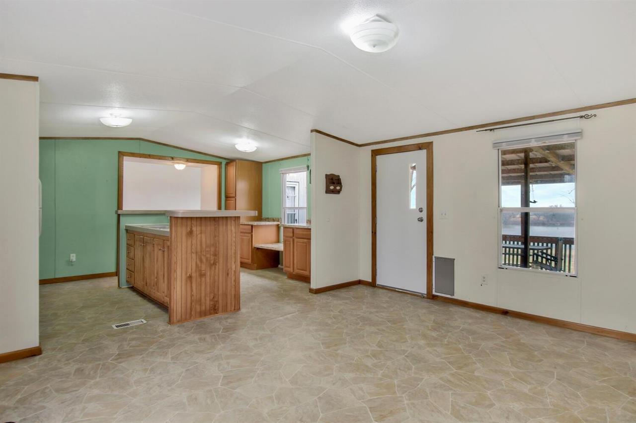 For Sale: 75  Eureka Lake Rd, Eureka KS