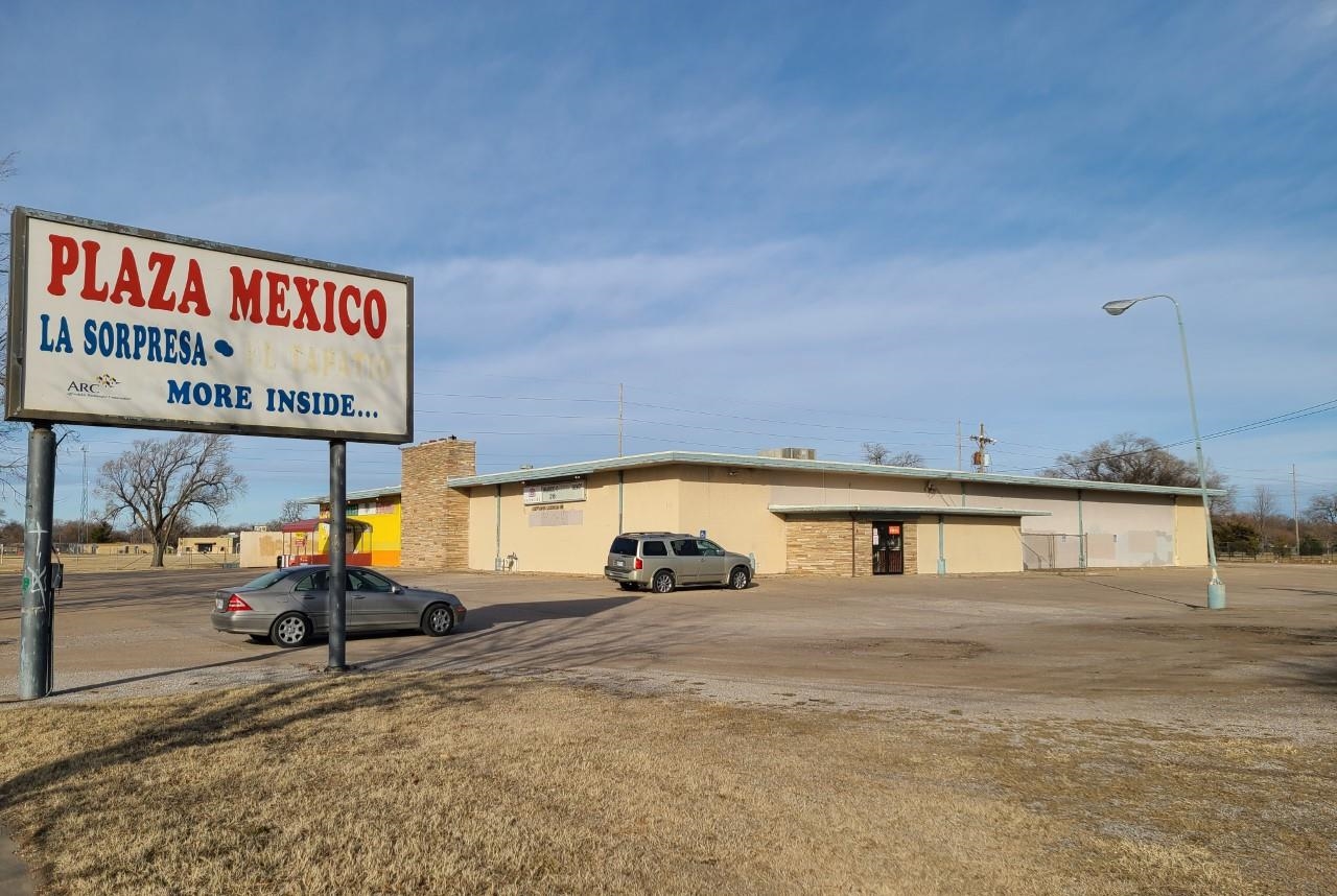 For Sale: 808 W 25th St N, Wichita KS