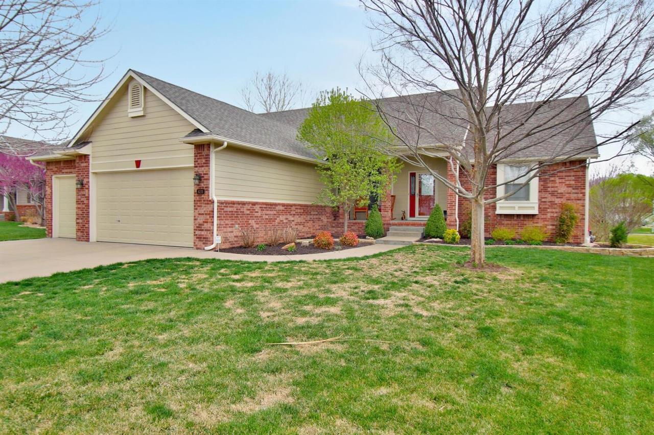 For Sale: 620 N Somerset Ct, Andover KS