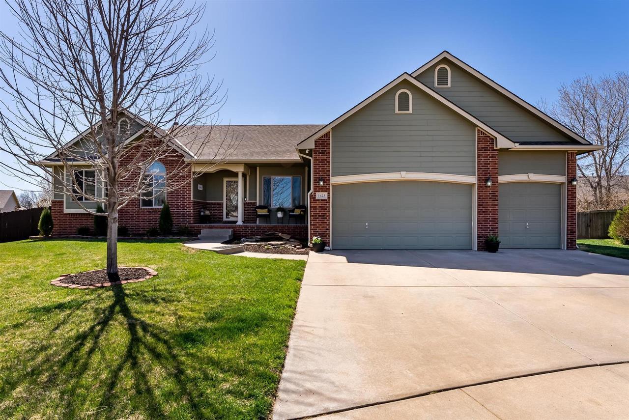 For Sale: 1423 E Woodbrook Ct, Derby KS