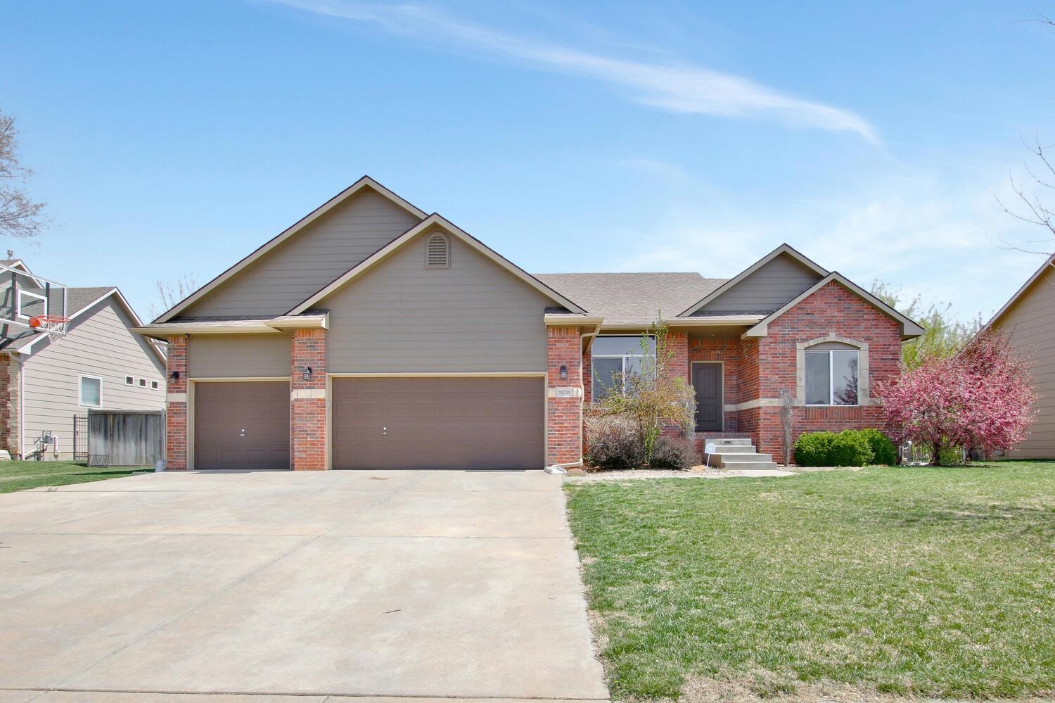 1020 N Beau Jardin Ct, Derby, KS 67037