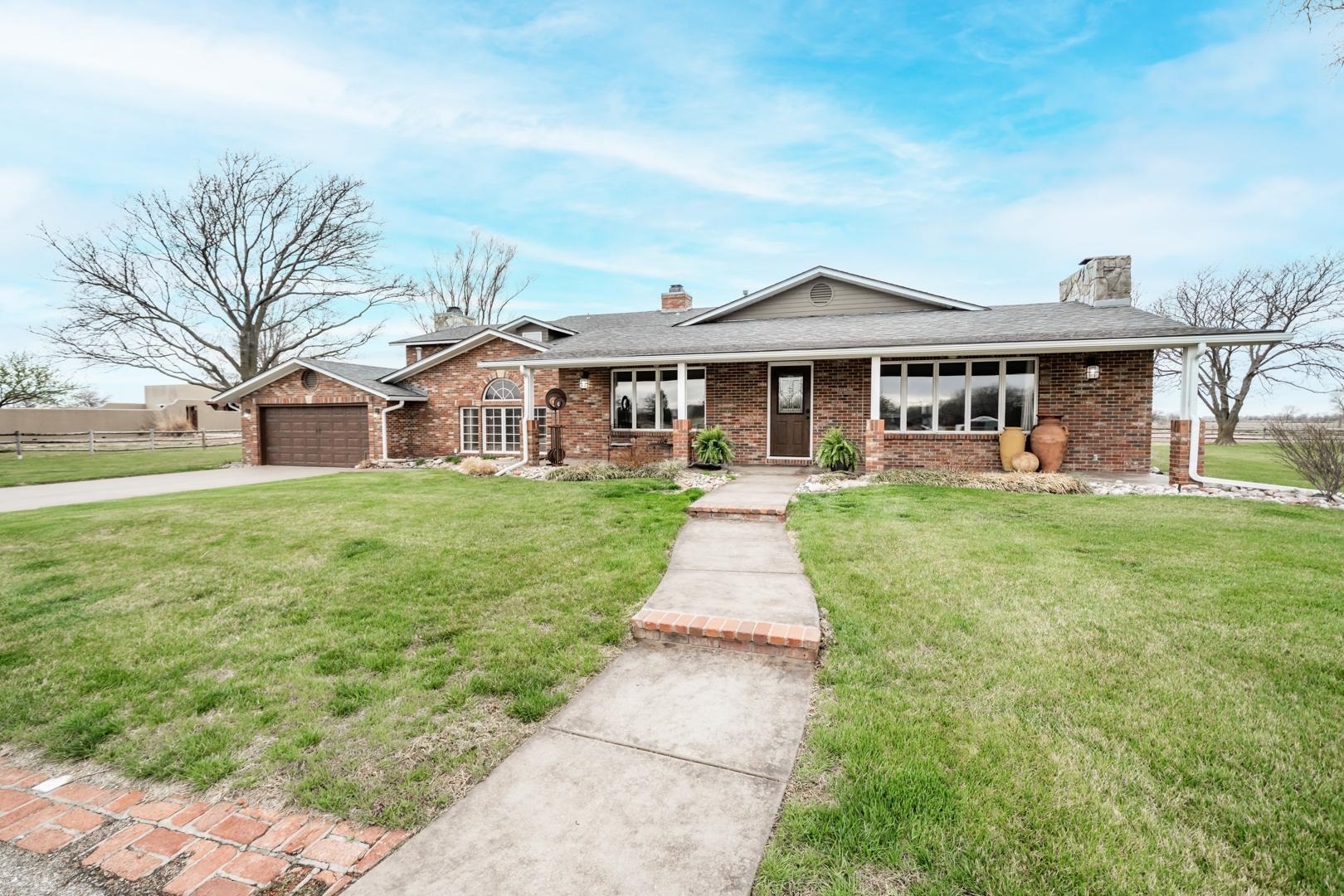 10701 W 69th N