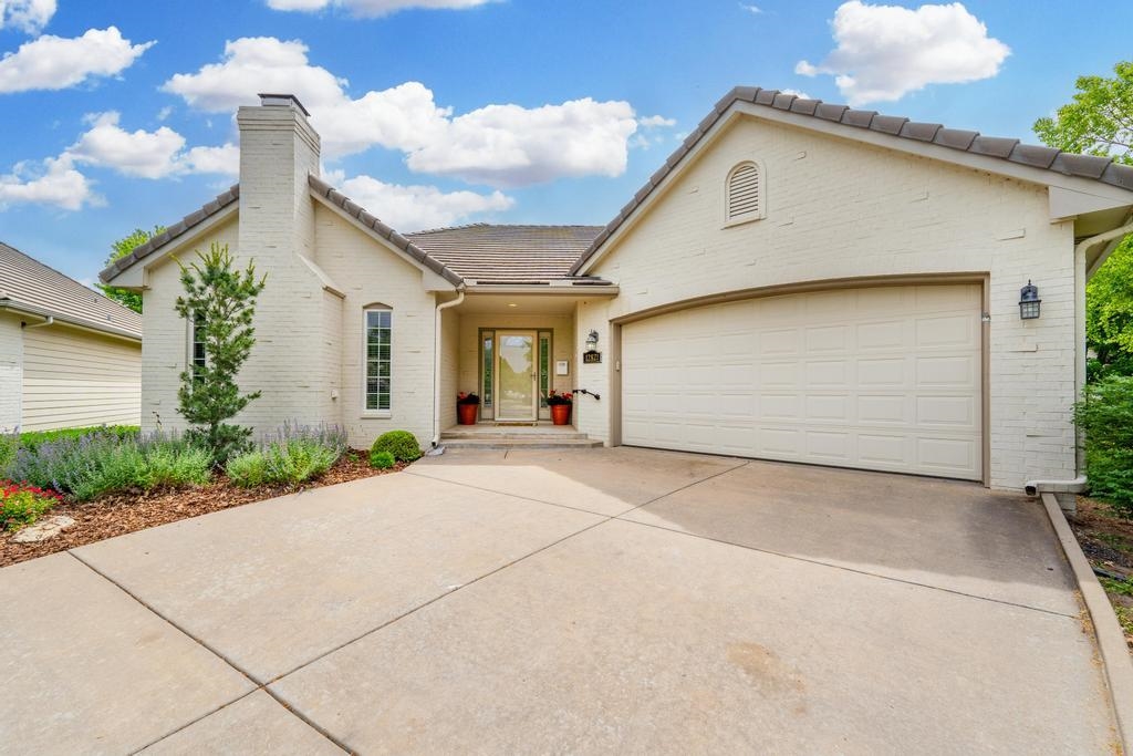Welcome home! This custom built, spacious home located on the Crestview Mile is just minutes away fr