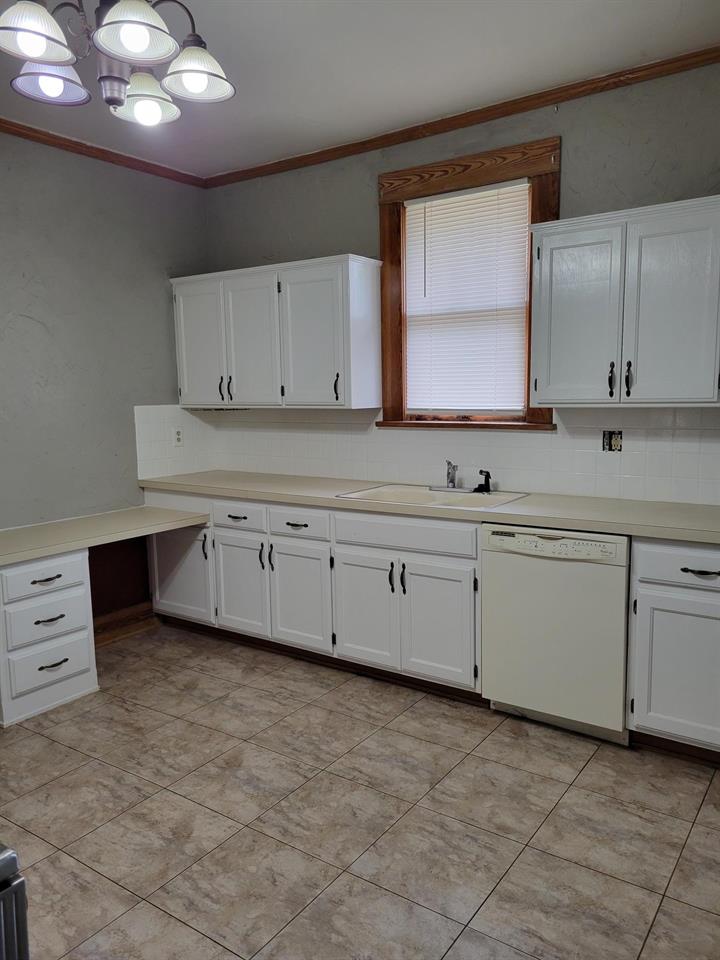 For Sale: 612 E 12 Ave, Winfield KS
