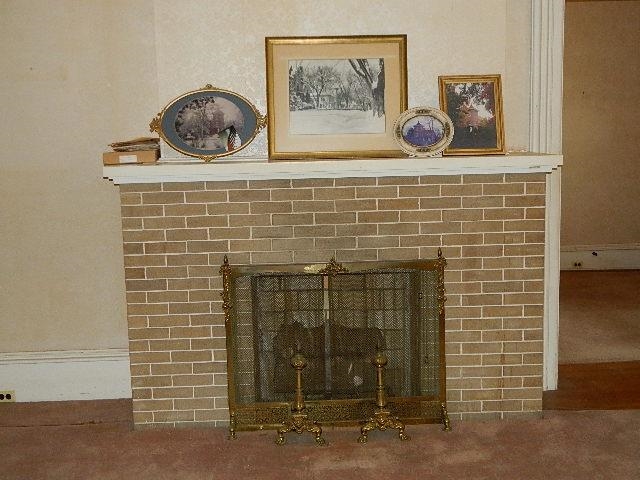 For Sale: 403 E 10th, Winfield KS