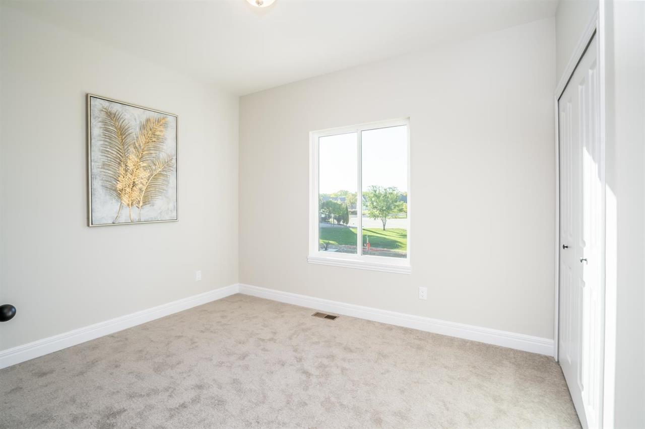 For Sale: 4909  Emerald Ct, Maize KS