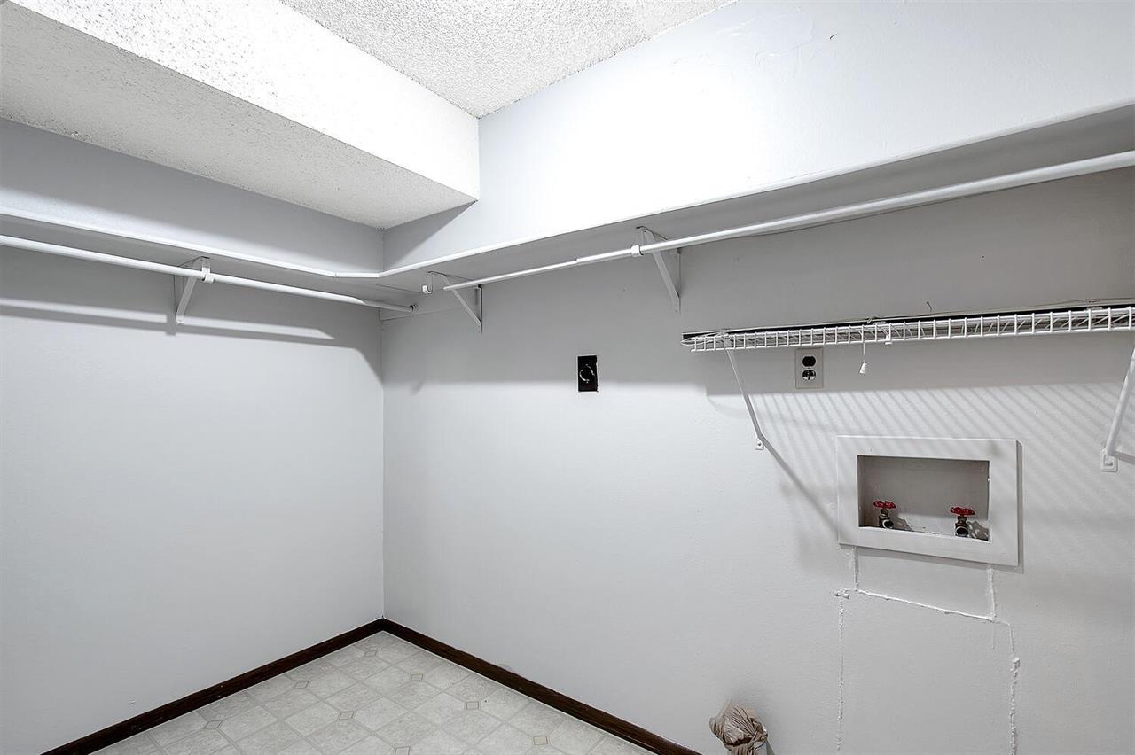 For Sale: 1500 E 10th, Winfield KS
