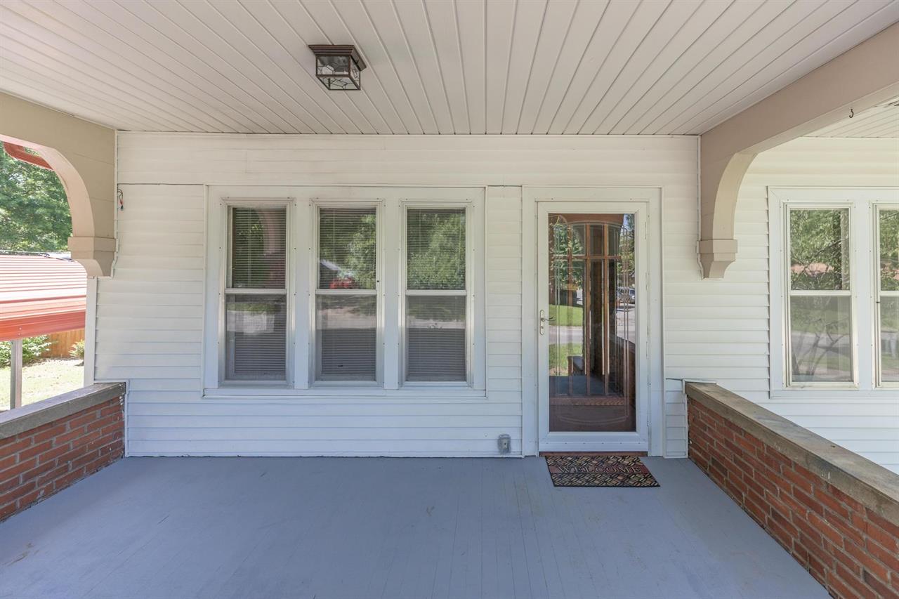 For Sale: 1409 E 19th Ave, Winfield KS