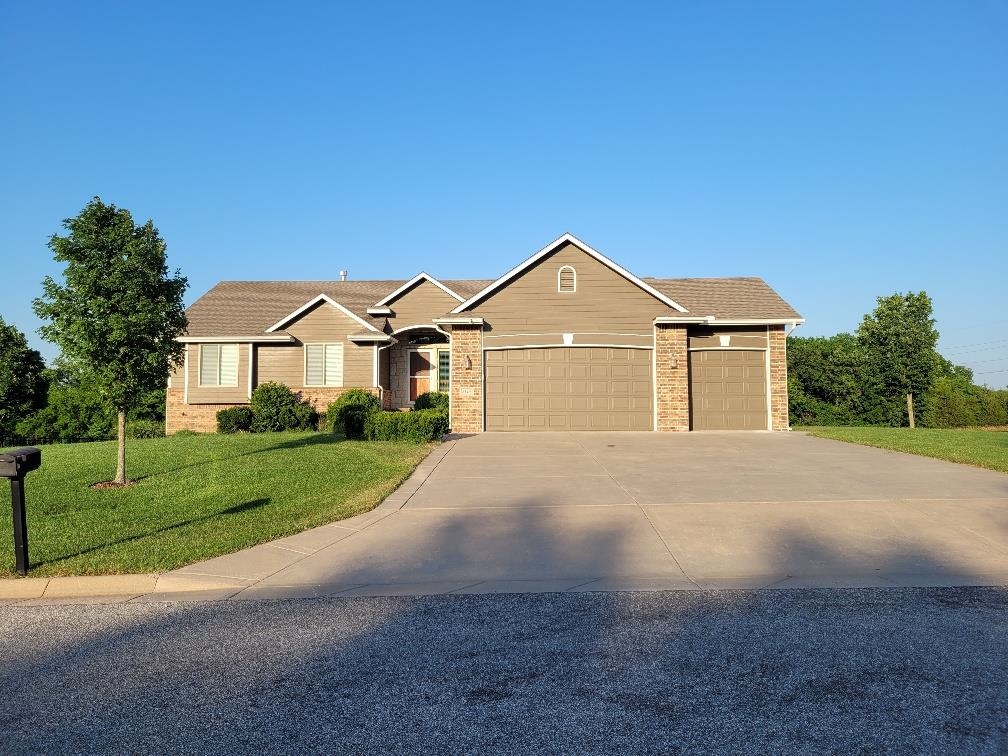 3124 Elwell Drive, Winfield, KS 67156