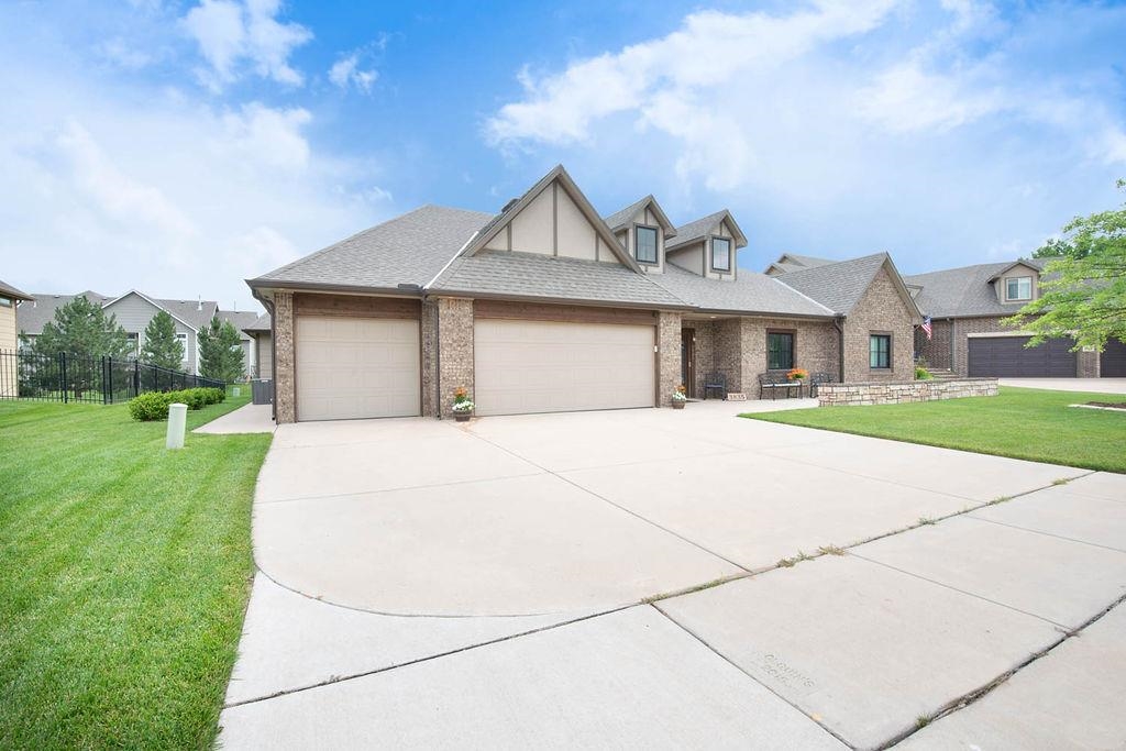 3835 Lily, Maize, KS 67101