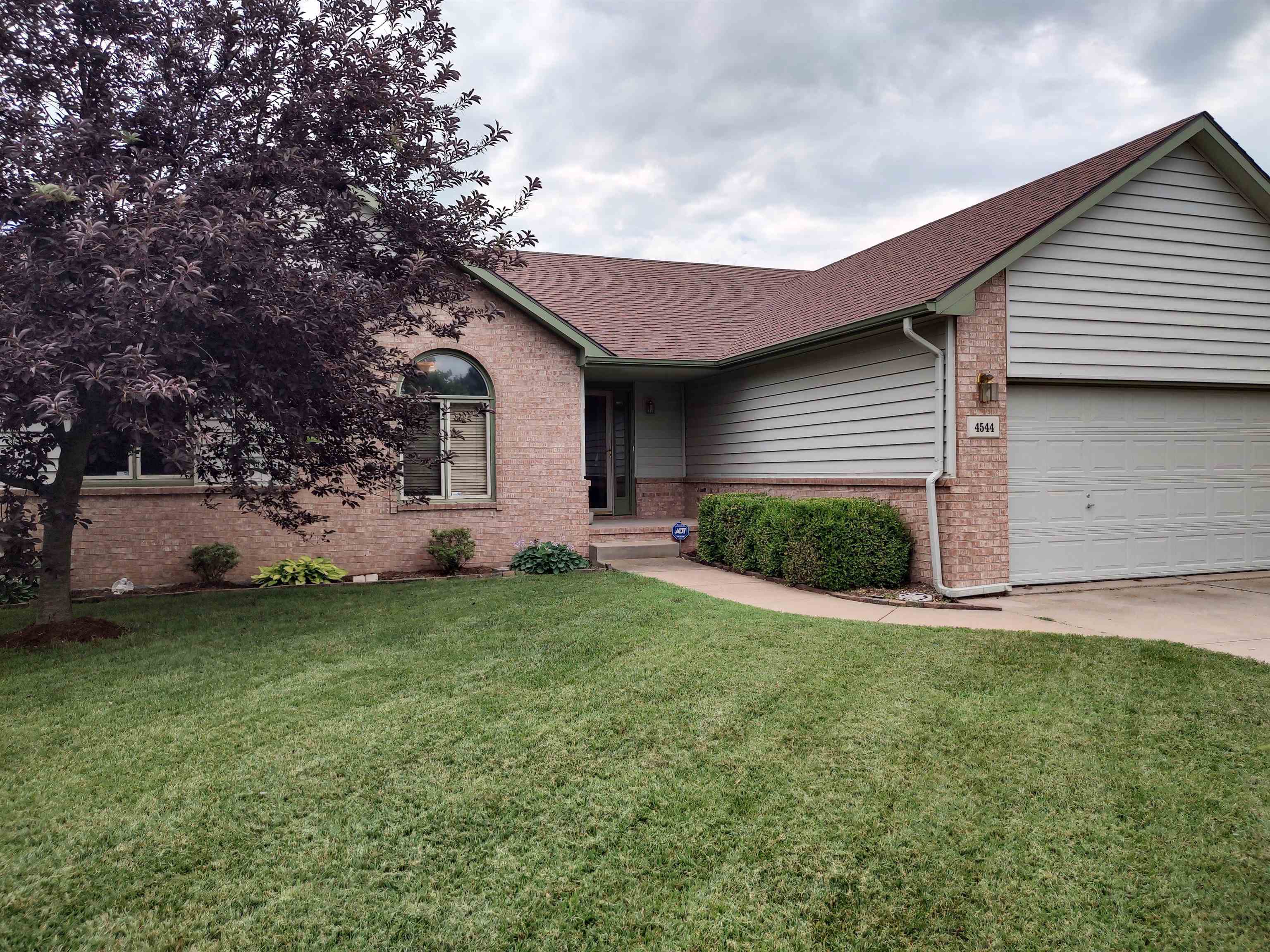 4544 Westlake Ct
