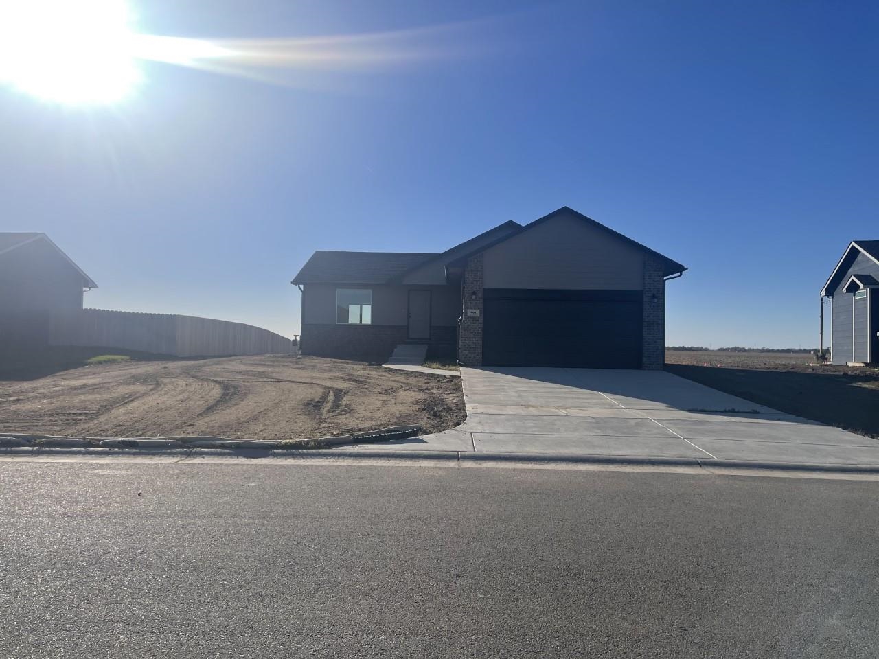 593 S Cattail St, Haysville, KS 67060