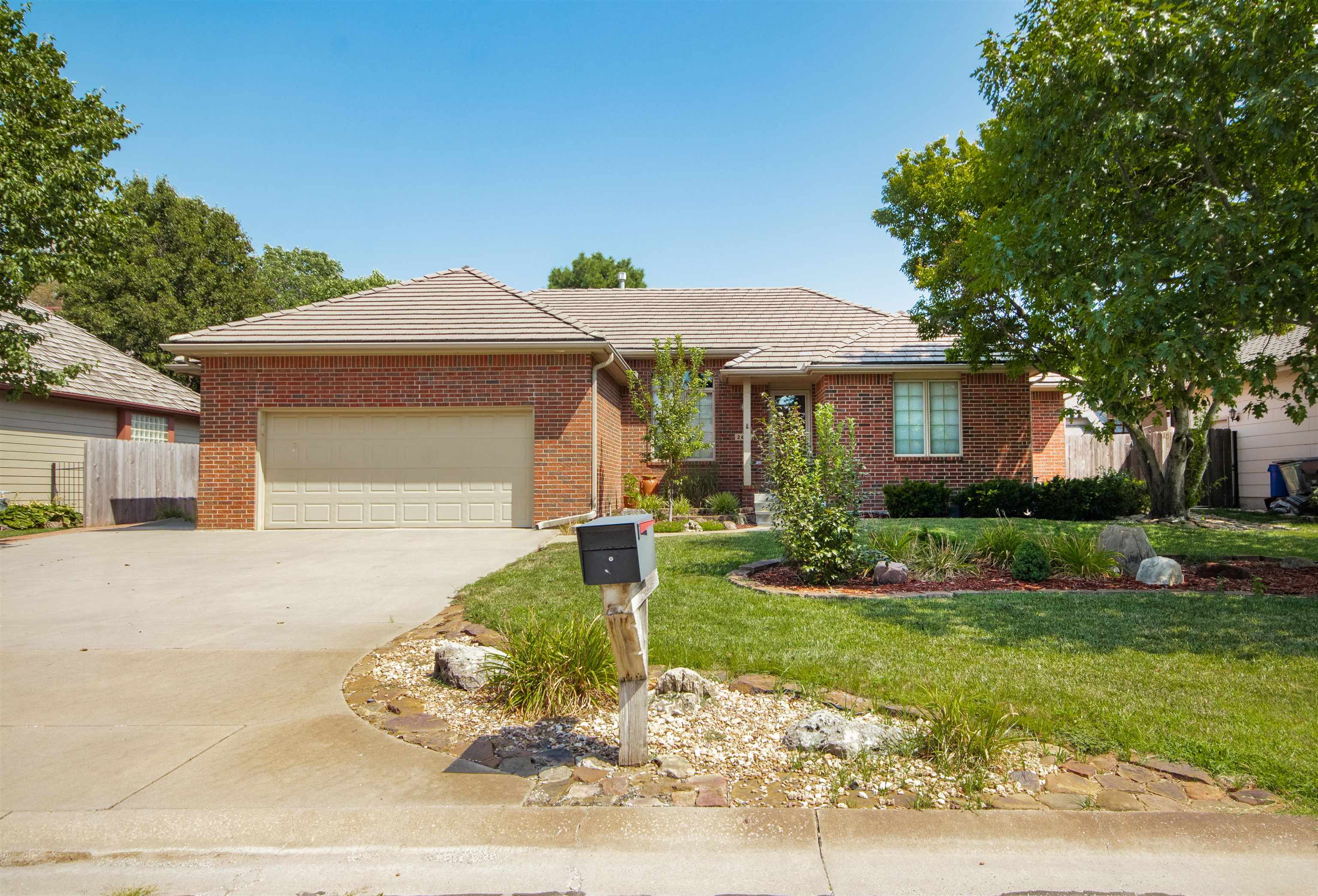 2616 W Timbercreek St, Wichita, KS 67204