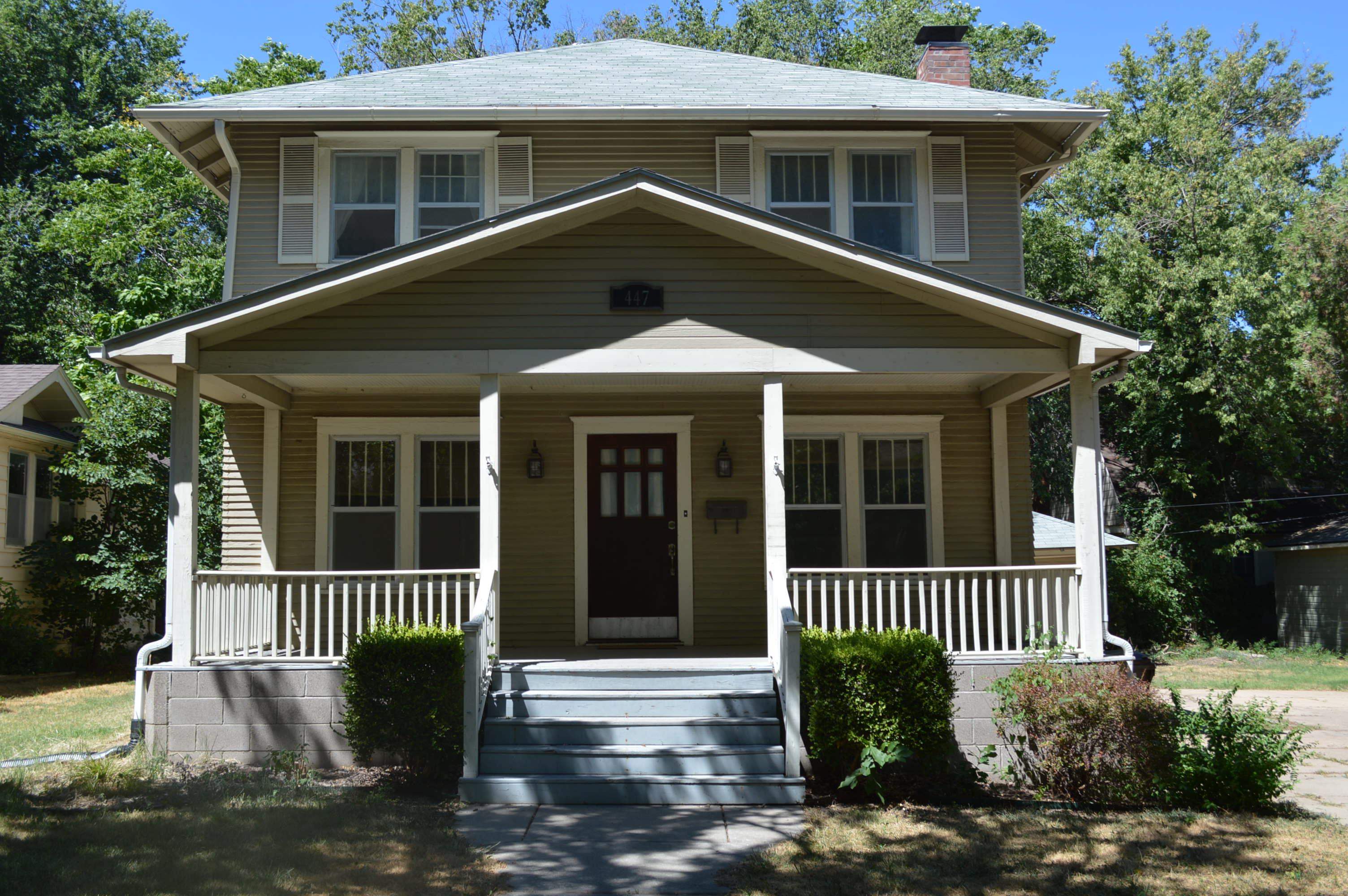 447 N Bluff Ave