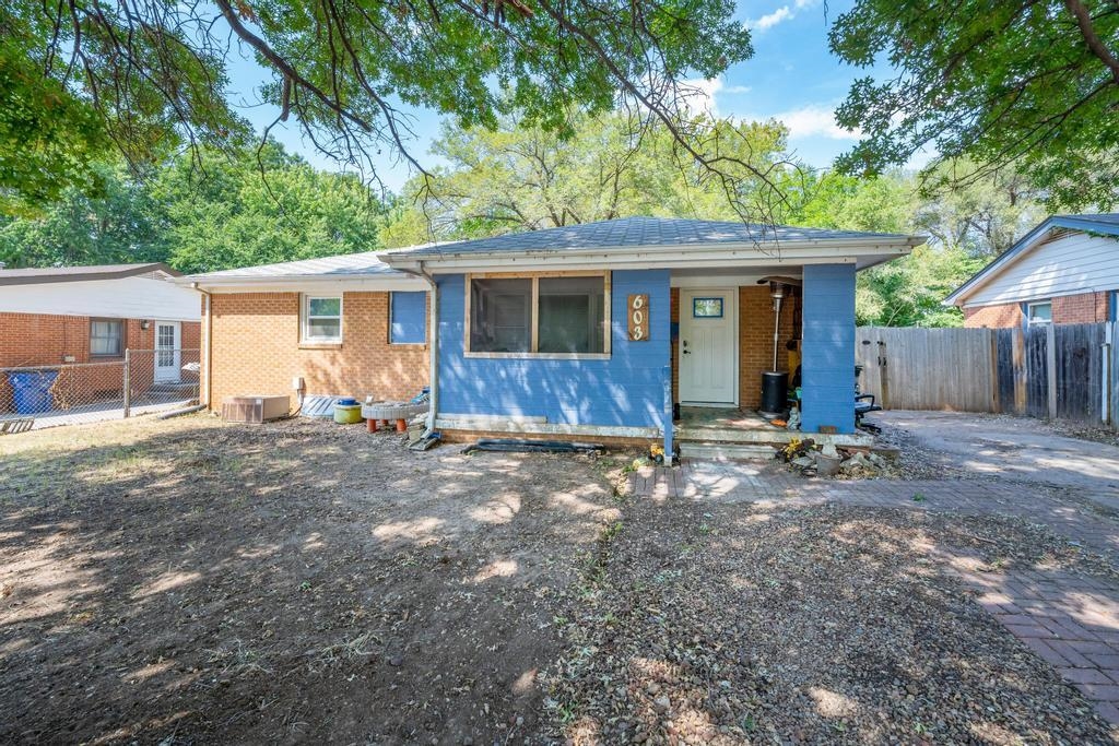 Cozy Ranch style home with a basement! This Brick home in the heart of Mulvane has much to offer for