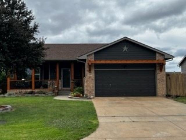 Welcome home to Mulvane, Kansas. Small town living close to big city amenities.  This home is the co