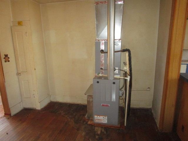 For Sale: 906  Hopkins St., Kiowa KS