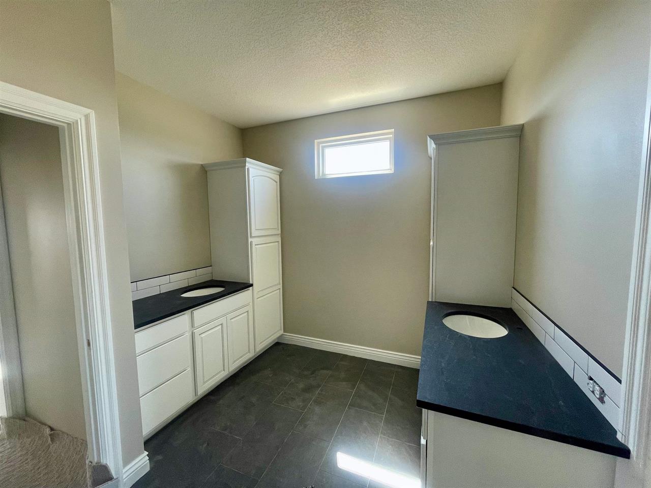 For Sale: 5714 N Edwards Ct, Wichita, KS 67204,  