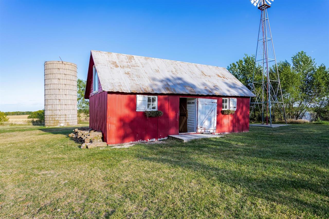 For Sale: 2708 N Andover Rd, Andover KS