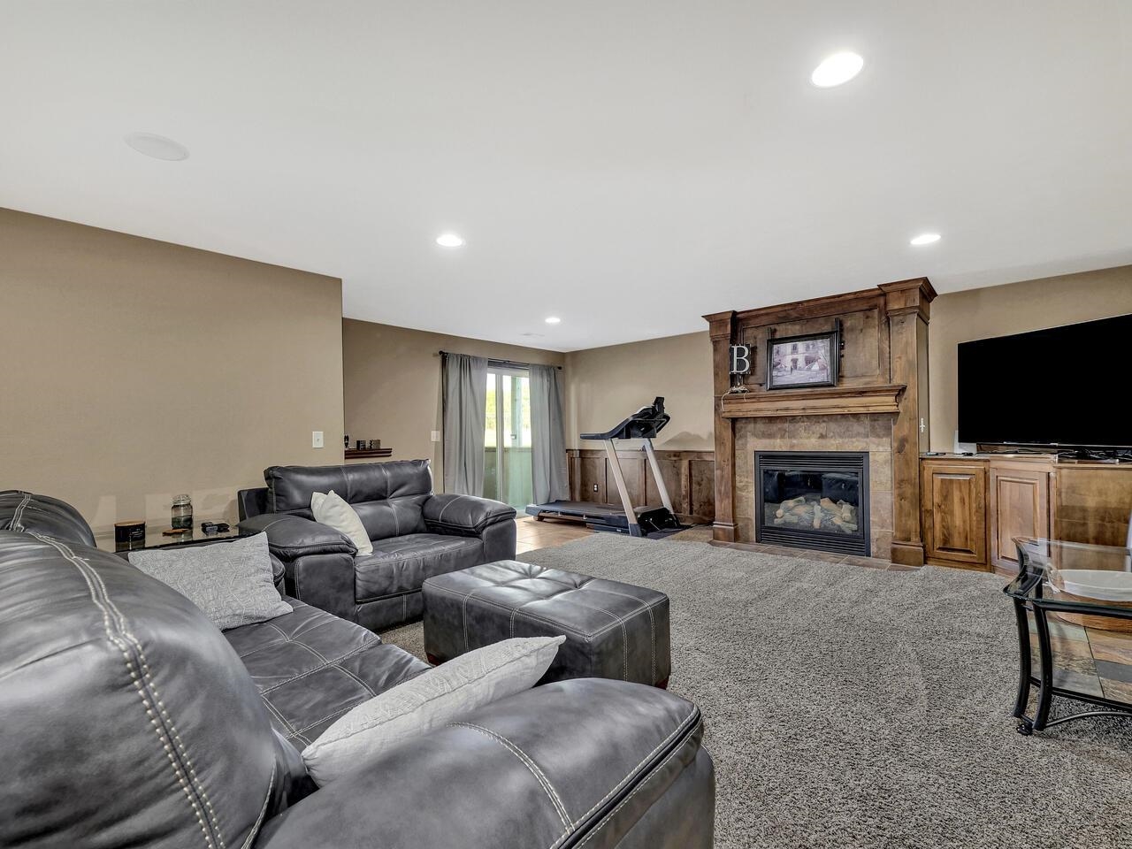 For Sale: 4744 N Emerald Ct, Maize KS