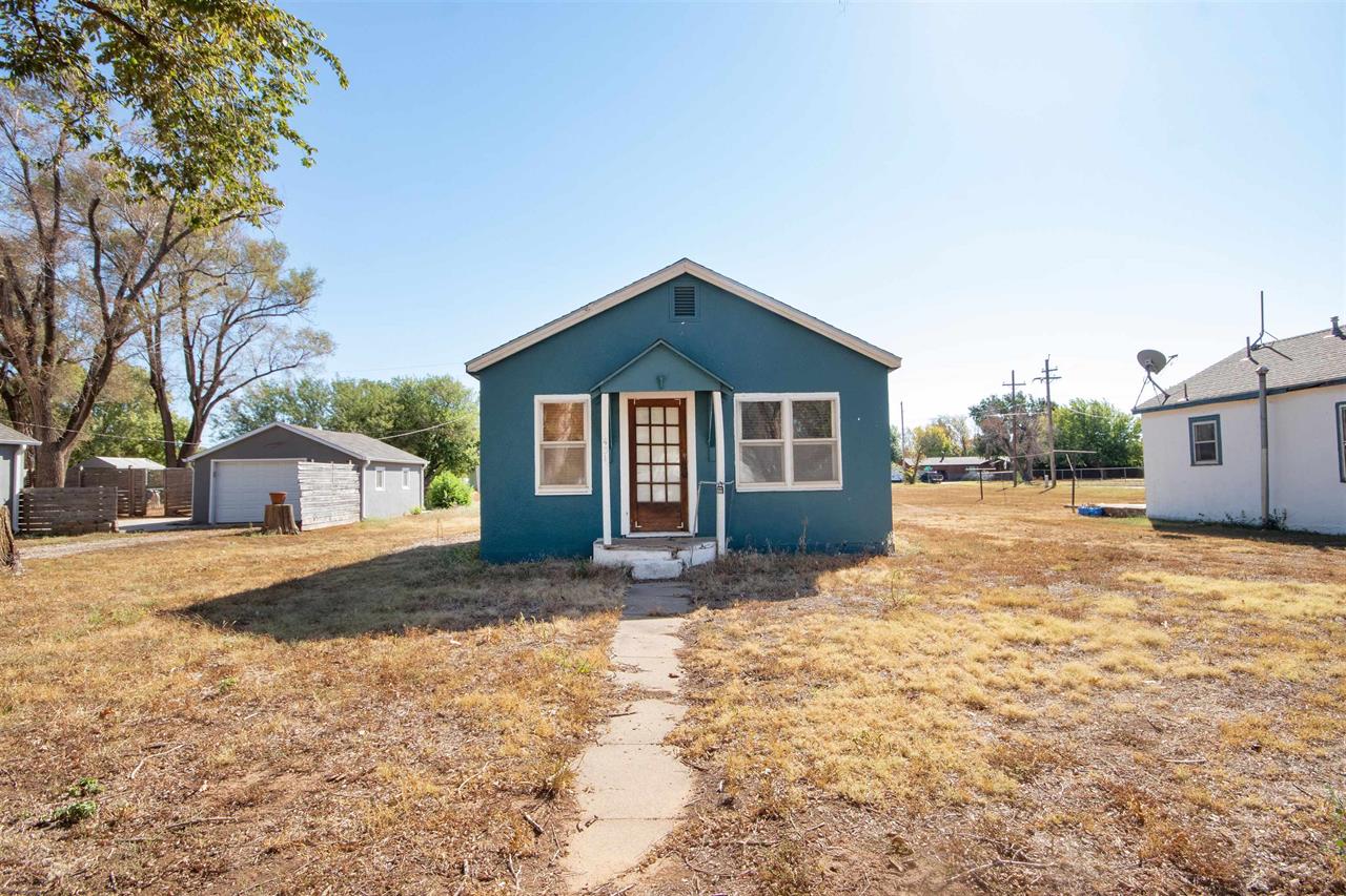 For Sale: 431 S Lincoln Ave, Anthony KS