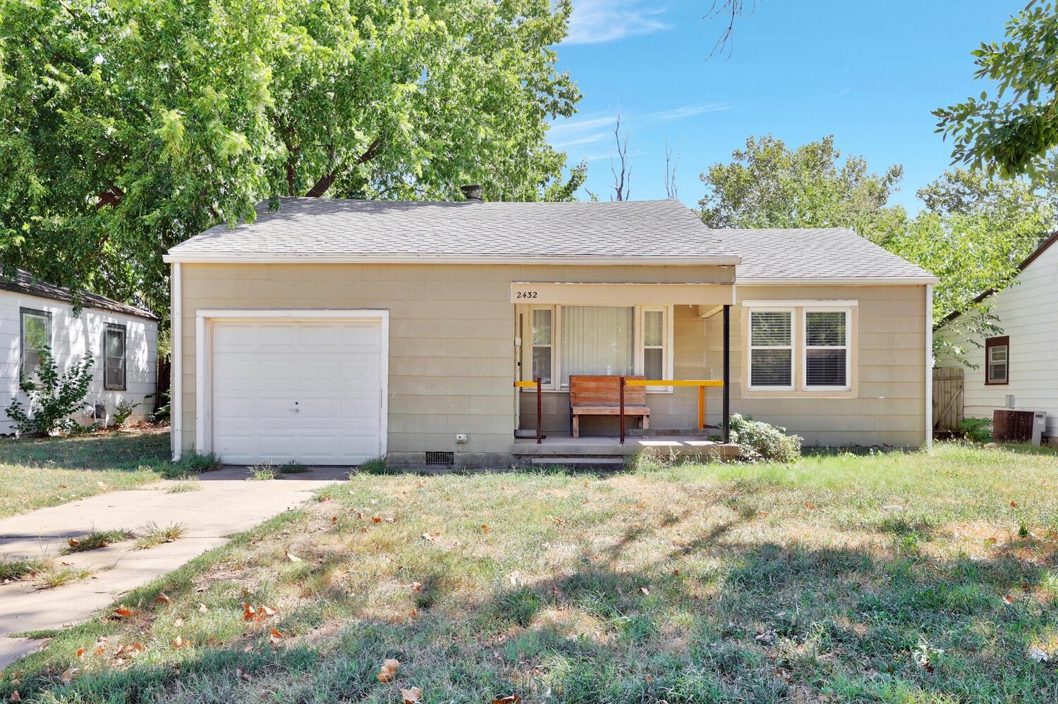Photo of 2432 S Greenwood St in Wichita, KS
