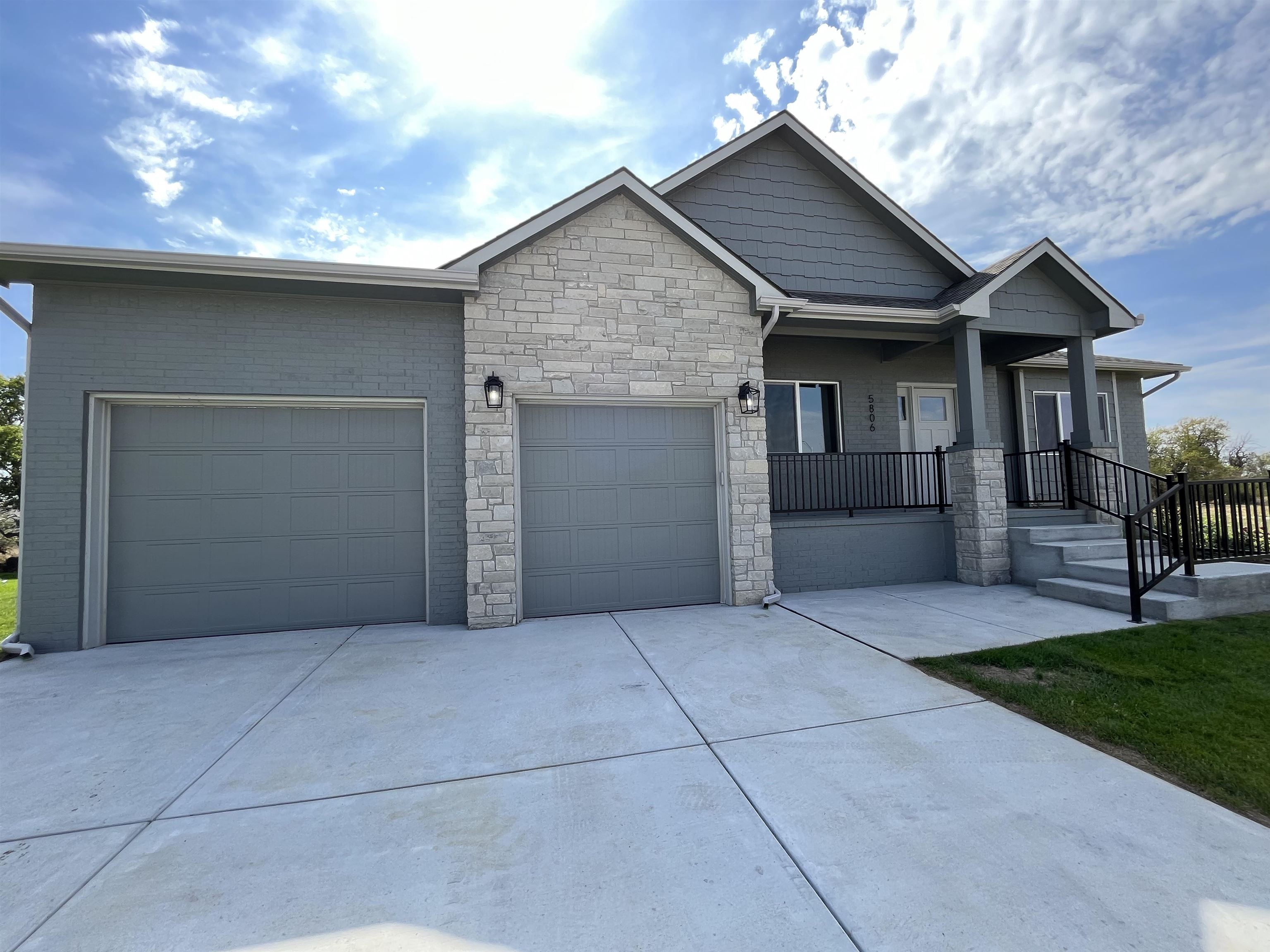 Photo of 5806 N Edwards Ct in Wichita, KS