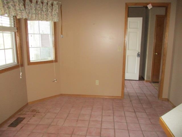 For Sale: 808 E Hawthorne Dr, Derby KS