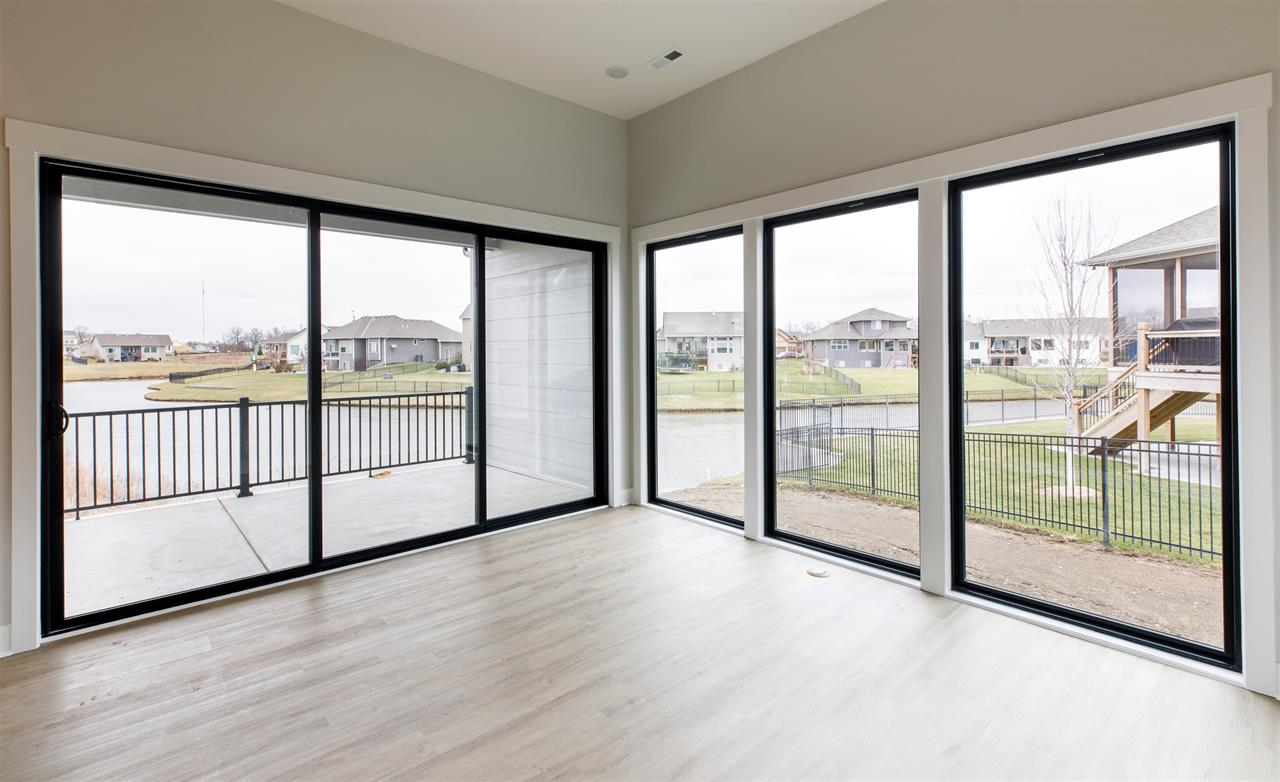 For Sale: 1106 W Lakeway Ct, Andover KS