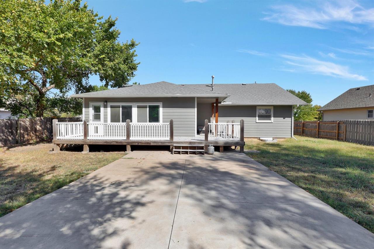 For Sale: 205 N QUEEN ST, Maize KS